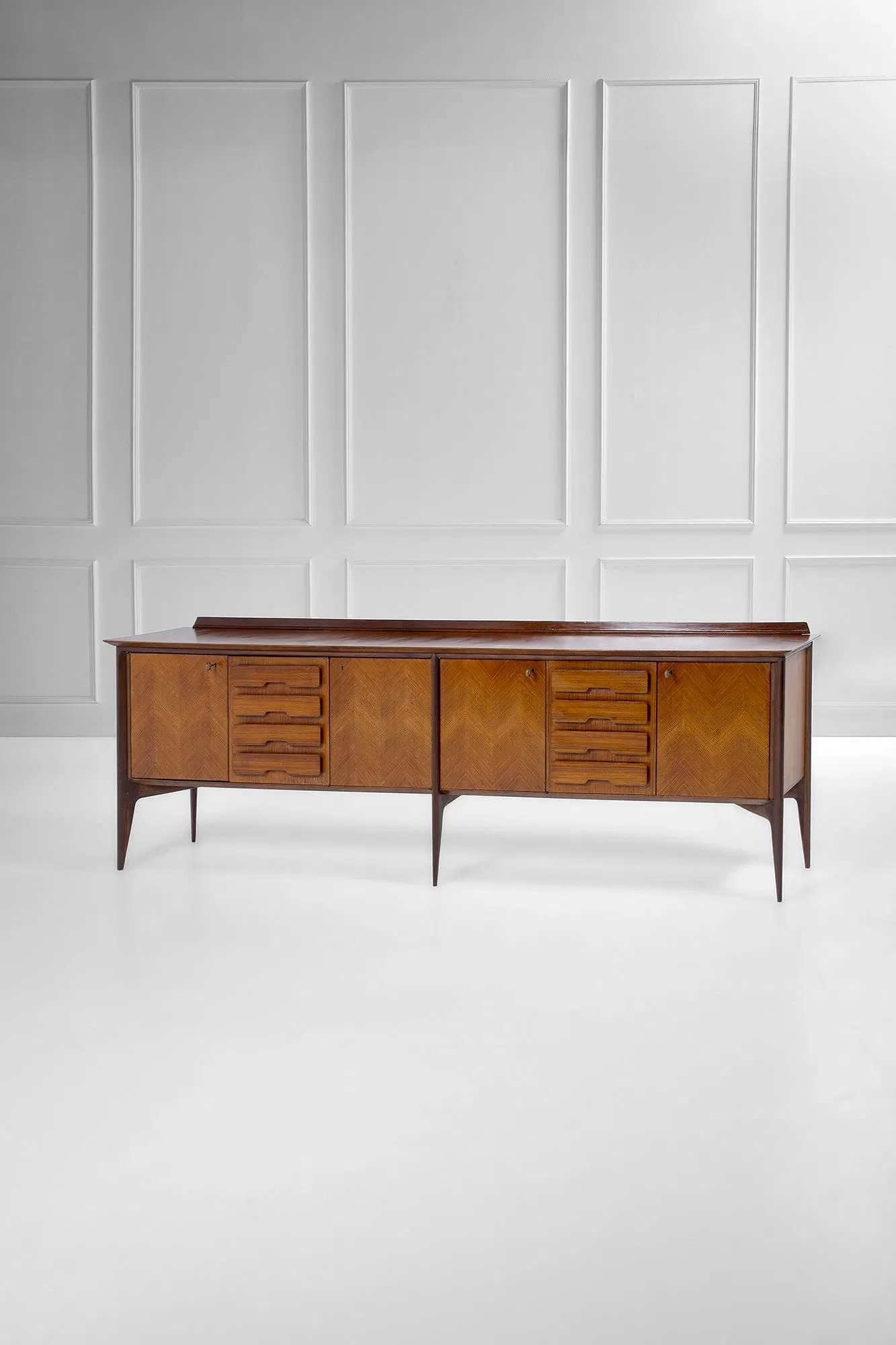 UNDERVALUED ↓  |   €3,000