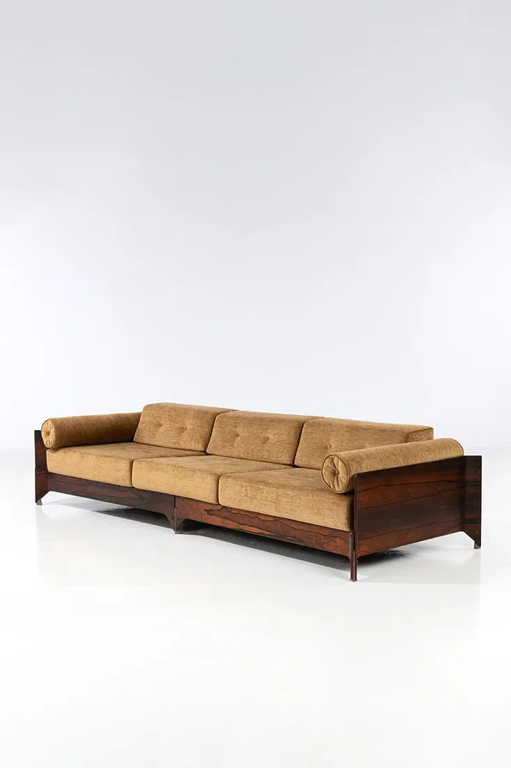  JORGE ZALSZUPIN 
 STARTING BID €15K 
 ESTIMATE: €15K–€20K 
 COLLECTIP FAVOURITE → 