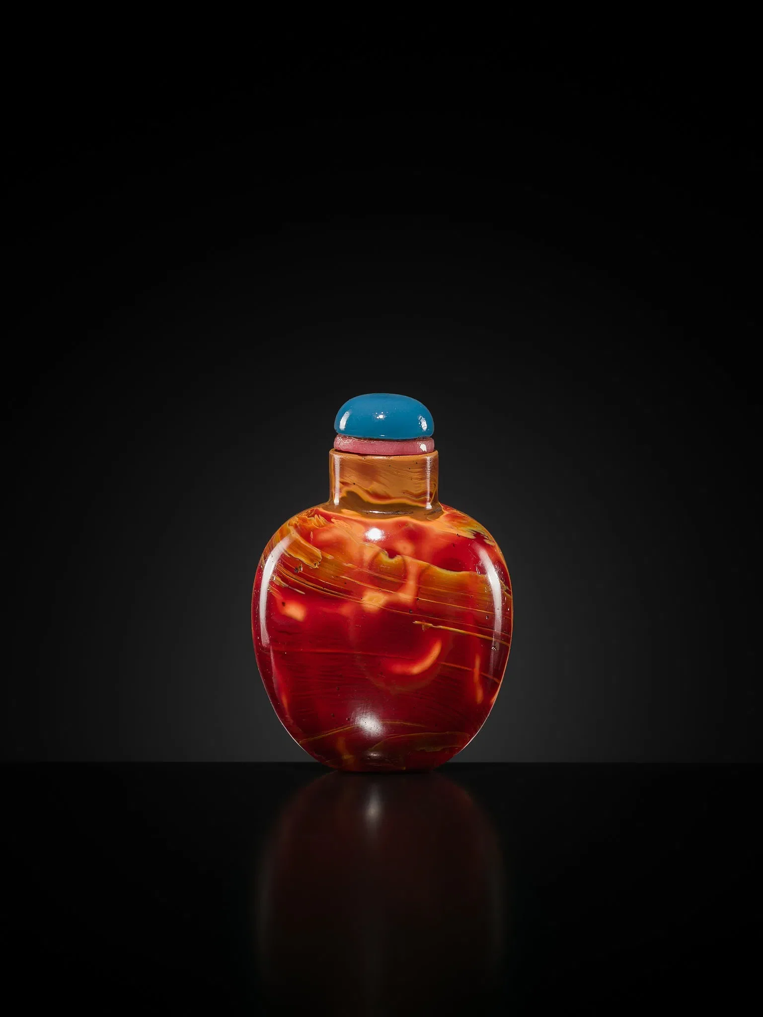 REALGAR' GLASS SNUFF BOTTLE, 19TH CENTURY 
 STARTING BID €250 
 ESTIMATE: €250–€500 
 UNDERVALUED ↓ 