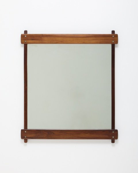  sergio Rodrigues 
 STARTING BID €800 
 ESTIMATE: €5–€7k 
 UNDERVALUED ↓ 