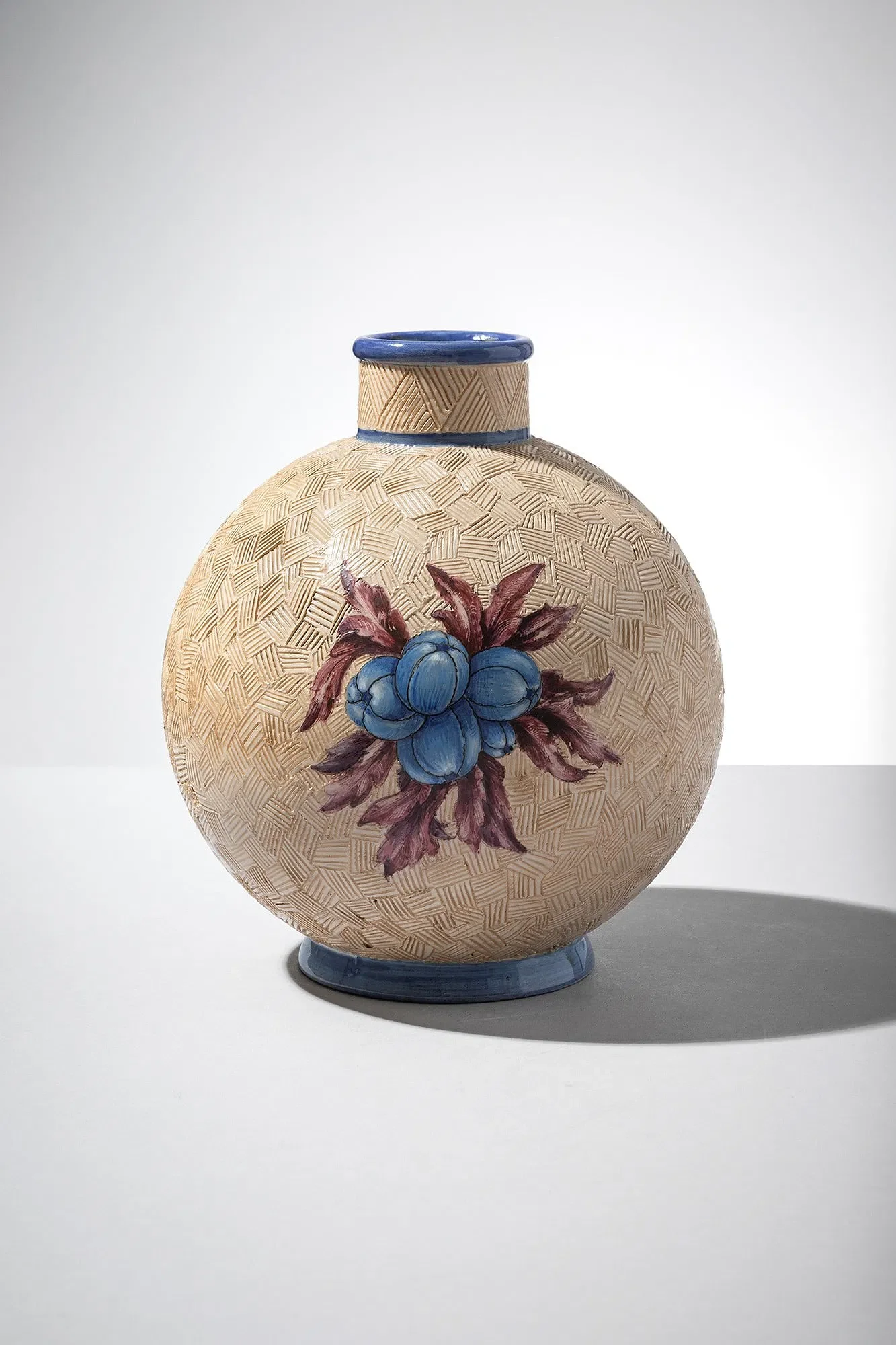  GIO PONTI (ATTR) 
 STARTING BID €4K 
 ESTIMATE: €4K–€5K 
 FAIR VALUE→ 