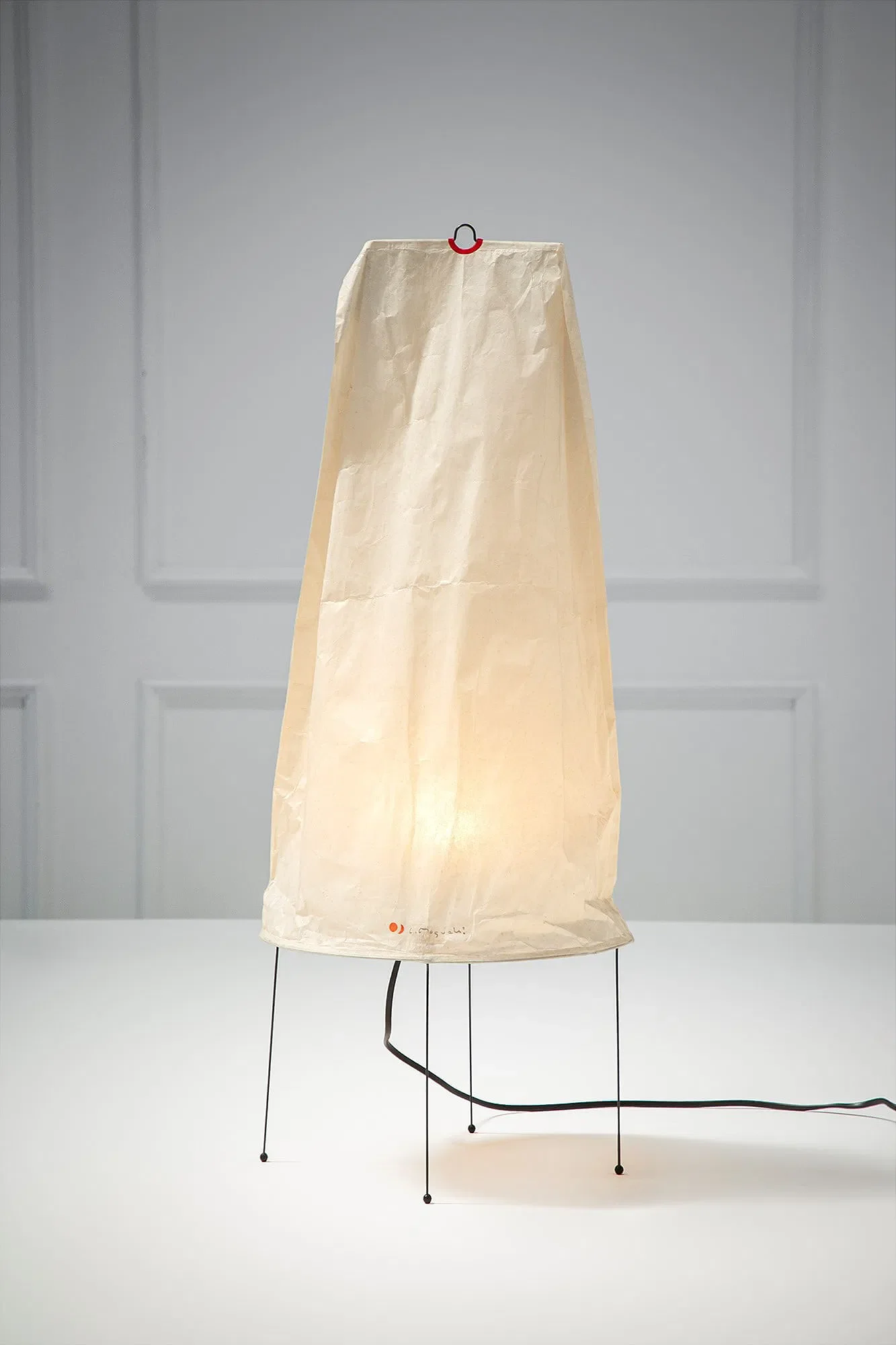  Isamu Noguchi 
 GET NOW €800 
 ESTIMATE: €800-1k 