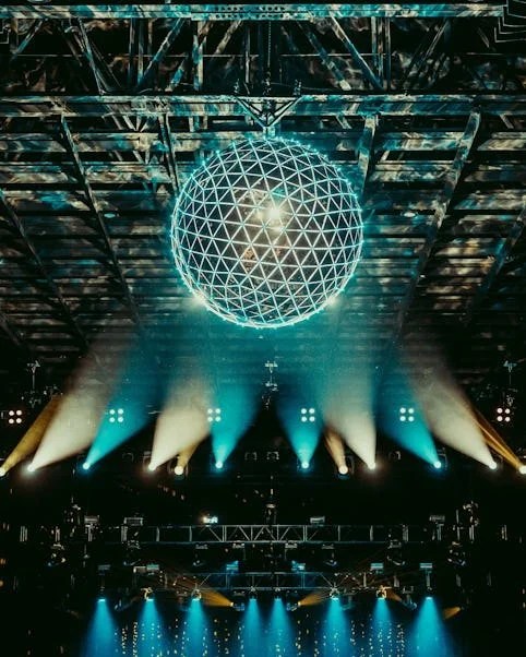 aldenbonecutter4_mirror-ball-by-mike-lustig-and-re_engineering.jpg