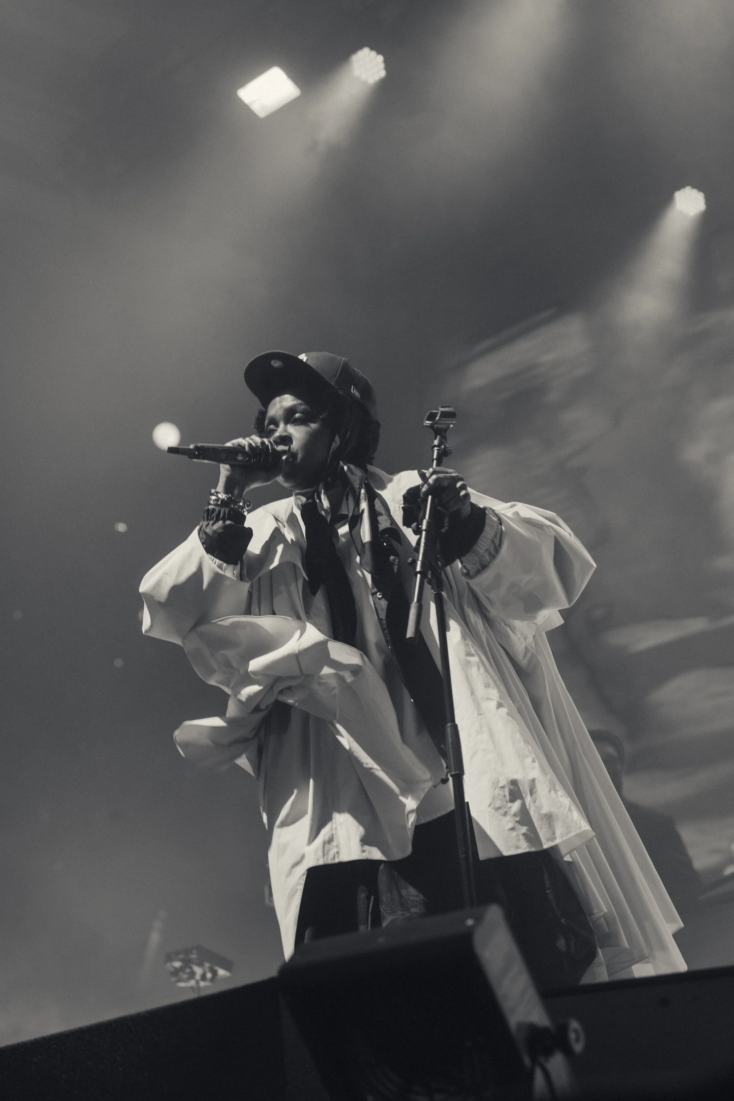 tikastudios_laurynhill_20260430_03705-2.jpg