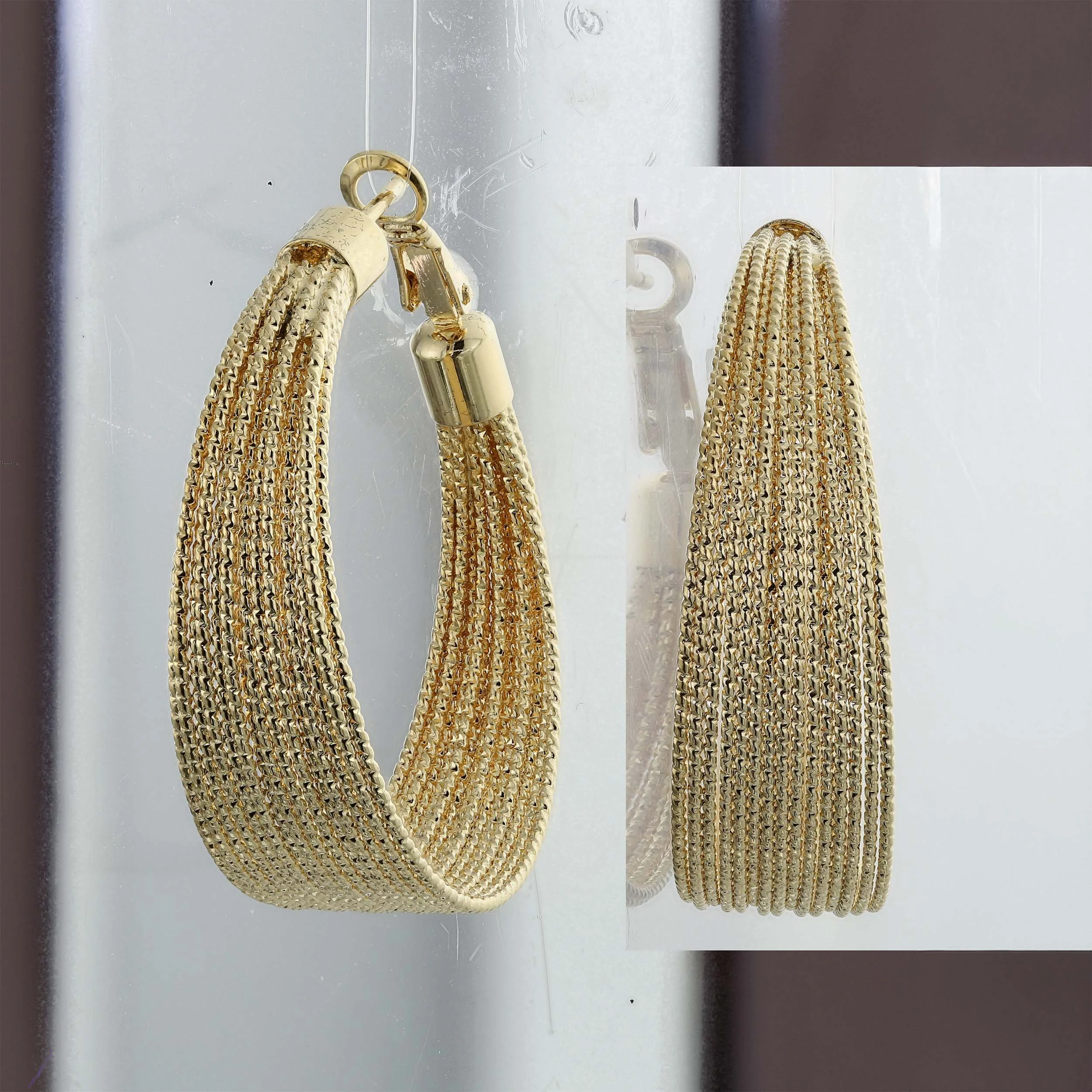 GOLD-EARRING-WEAVE-OG.jpg