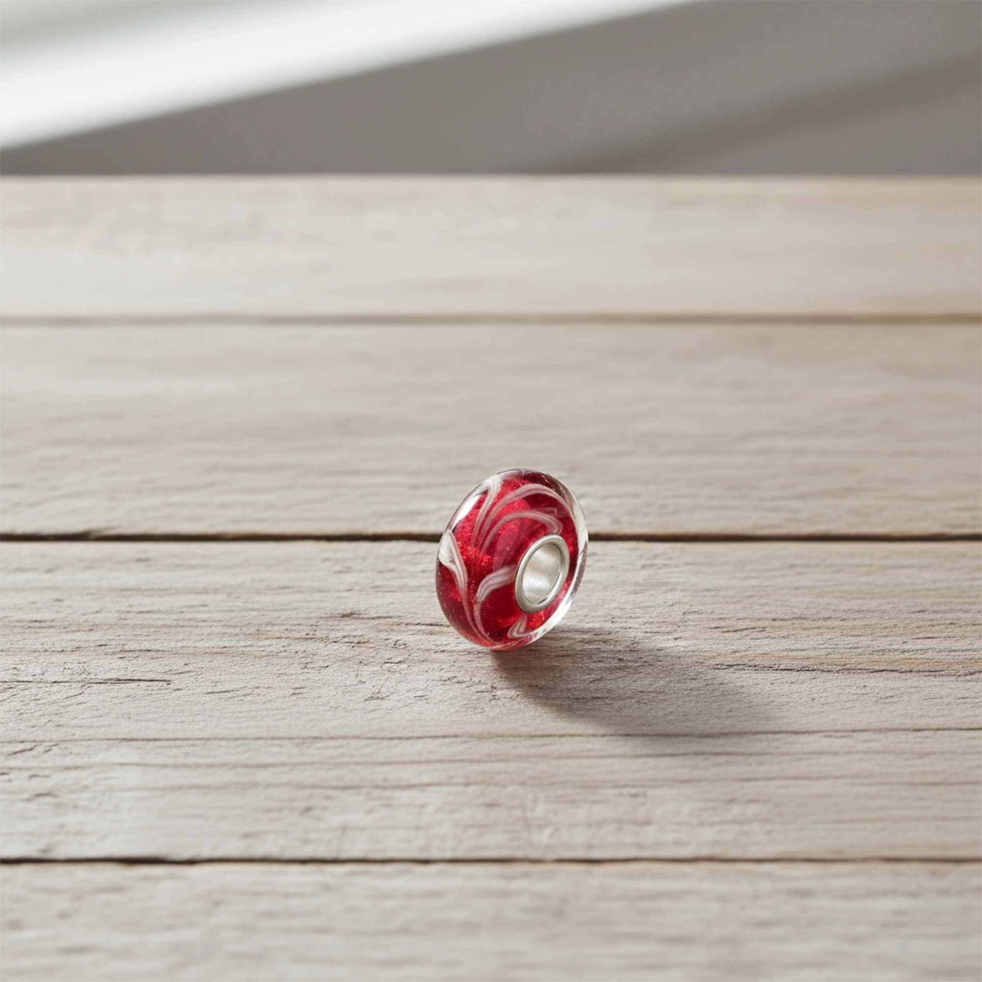 red-charm-bead-swirl-white-hgs-016-red_model.jpg