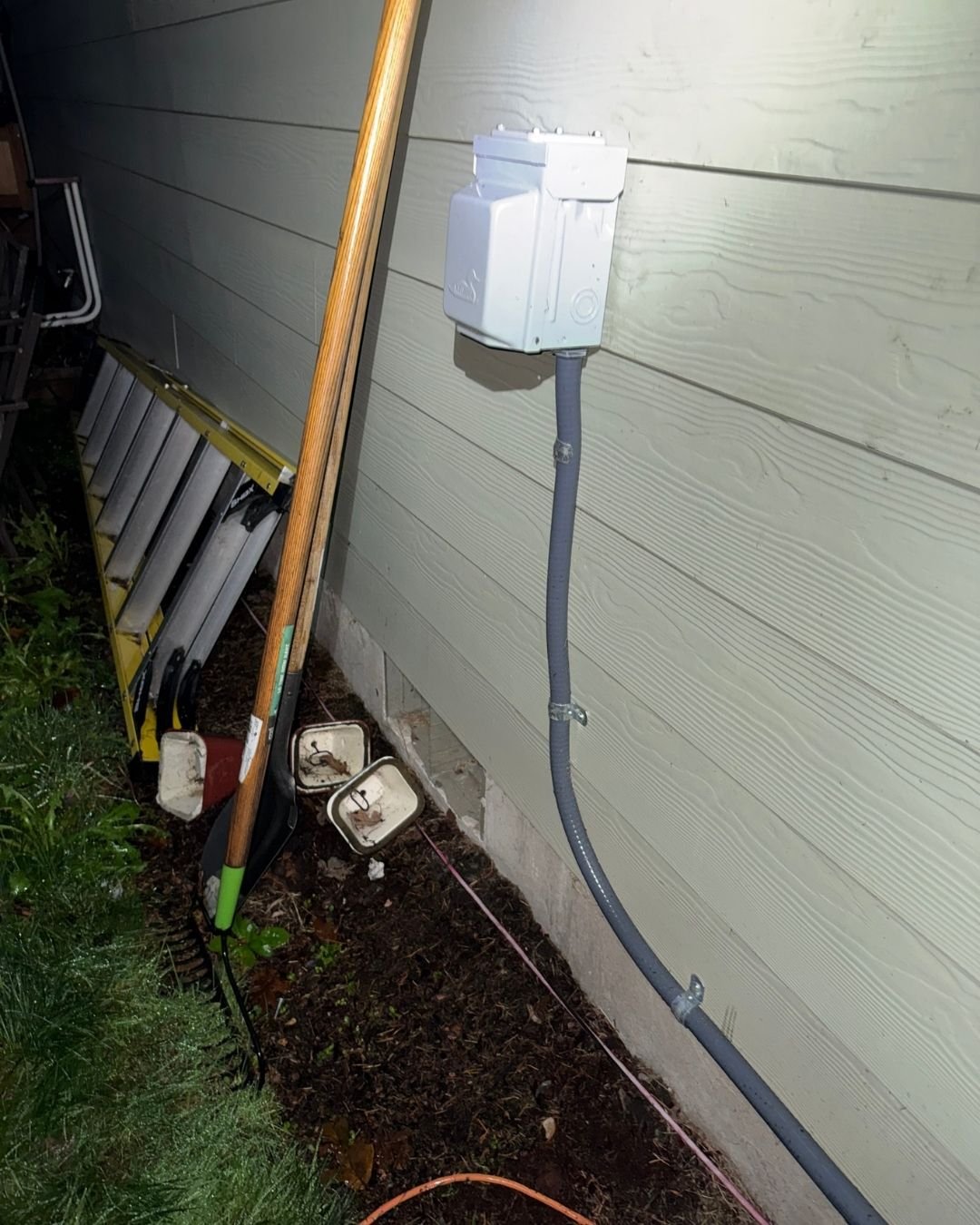 Exterior electrical disconnect installation in Gig Harbor WA with conduit by Aaron Electric LLC