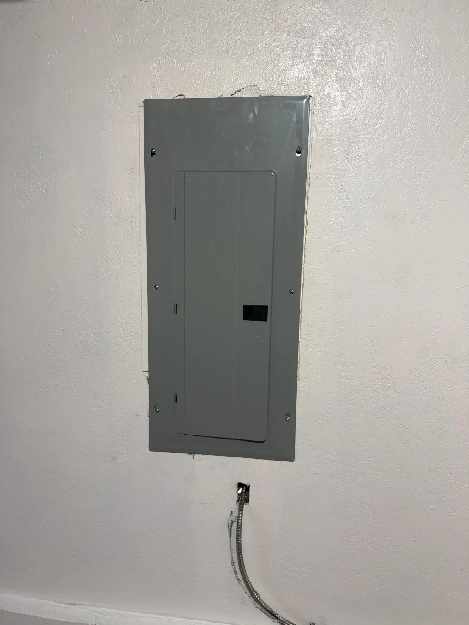 residential-electrical-panel-after-upgrade-spanaway.jpg
