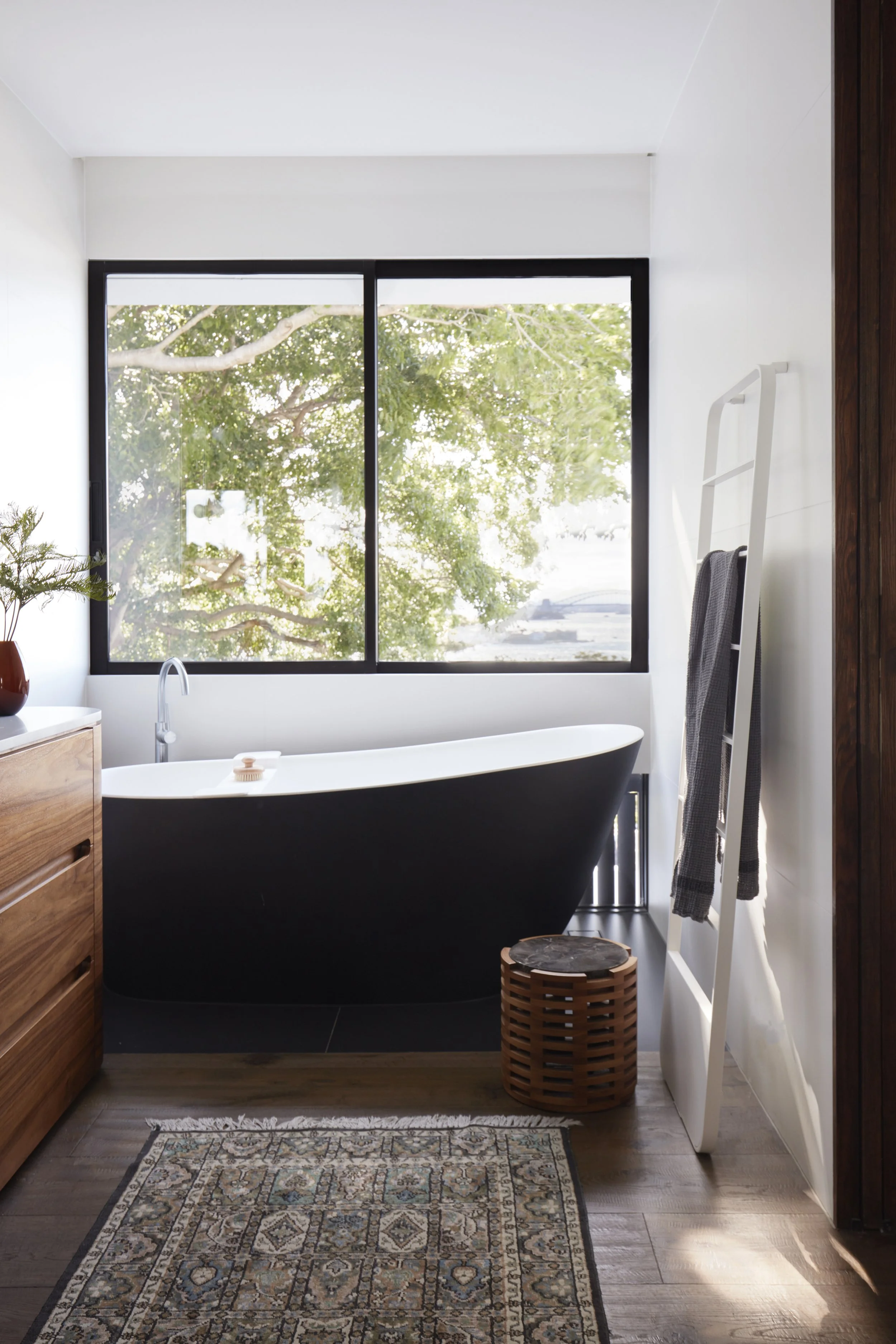 22 Rawson Rose bay2459.jpg