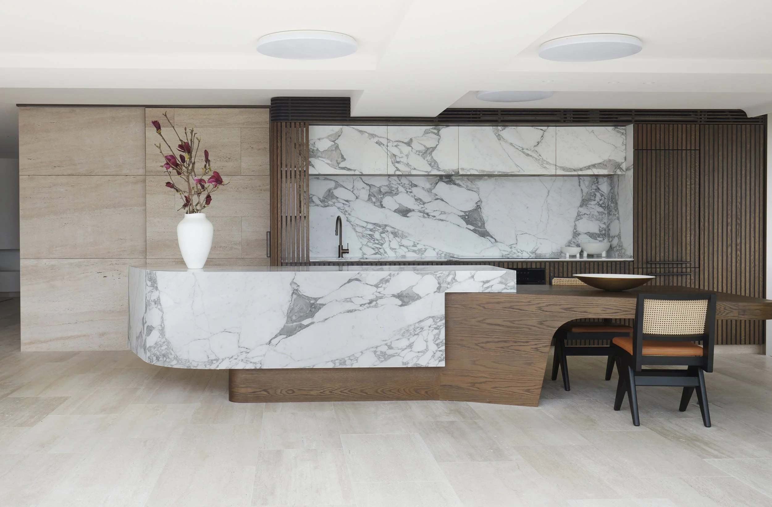 Rosselli - Elizabeth Bay5833 1.jpg