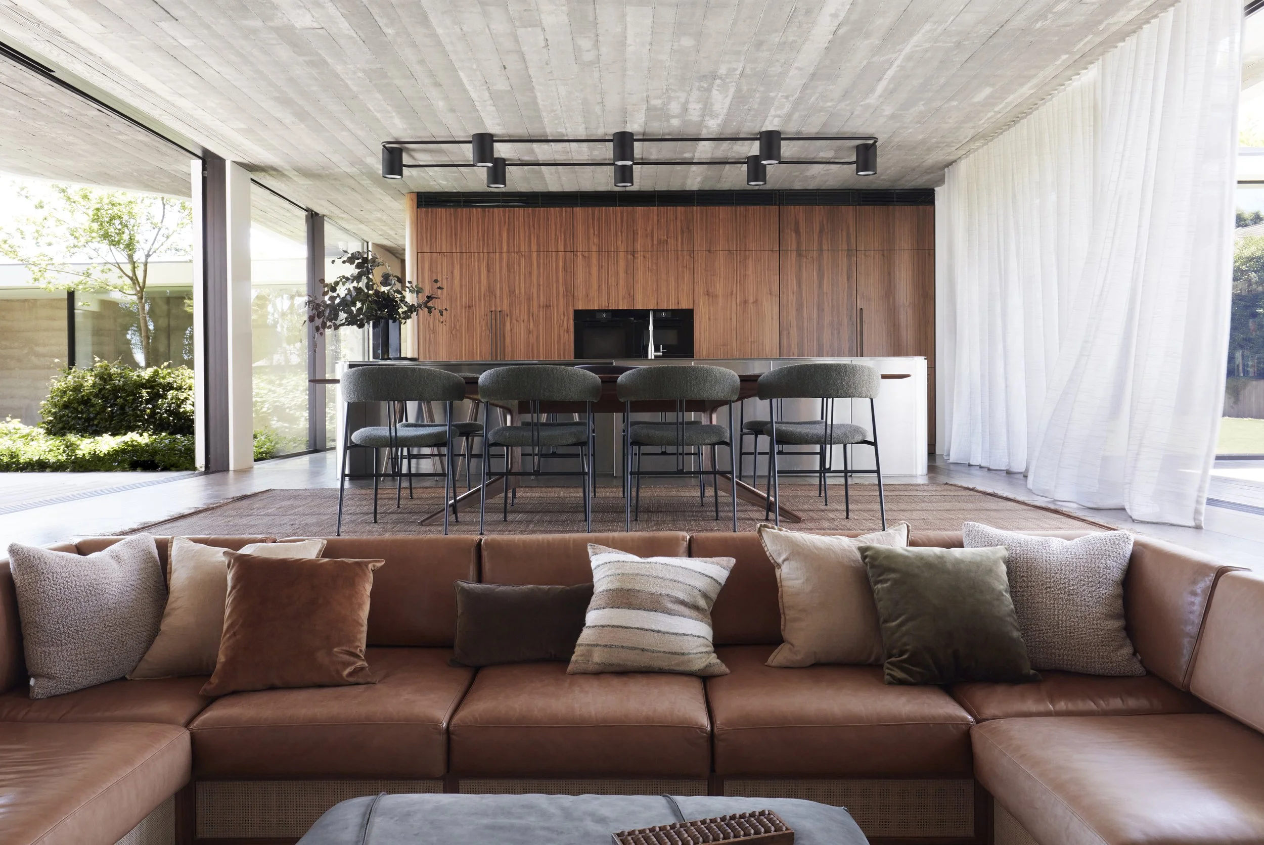 22 Rawson Rose bay2250 1.jpg