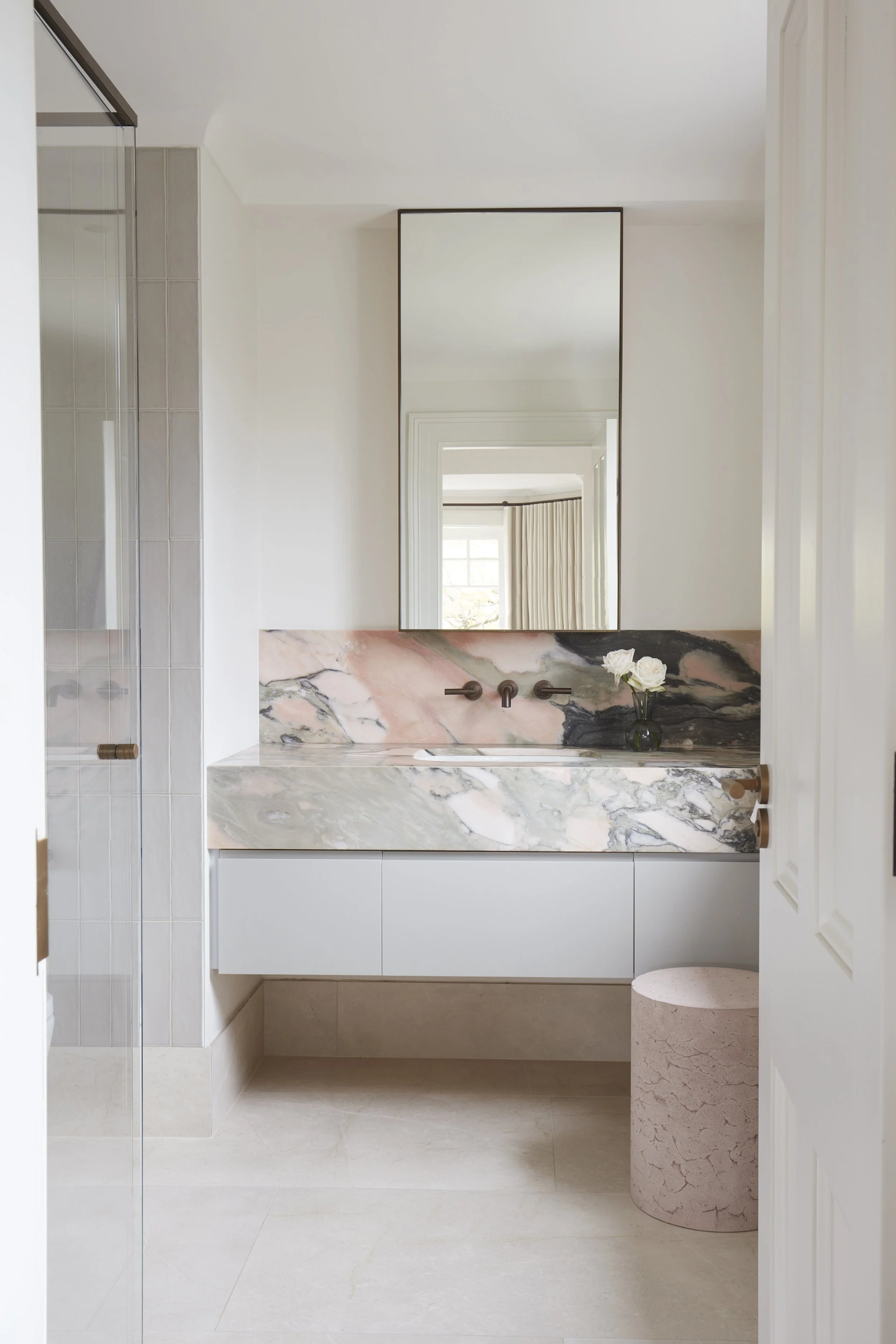 LRA_WYCOMBE RD0995 1.jpg