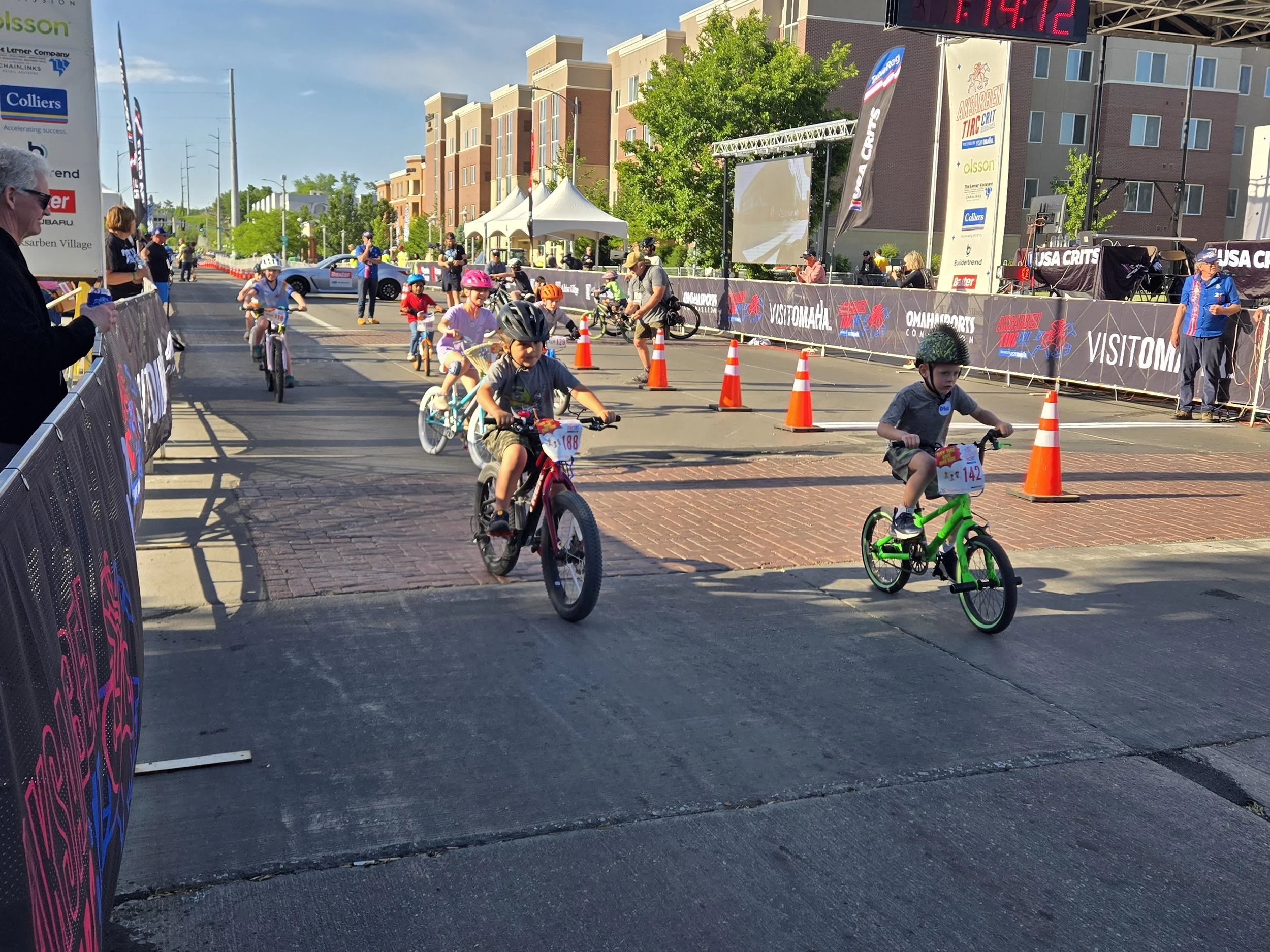 Kids racing in the Aksarben Tiny Tirc bike race