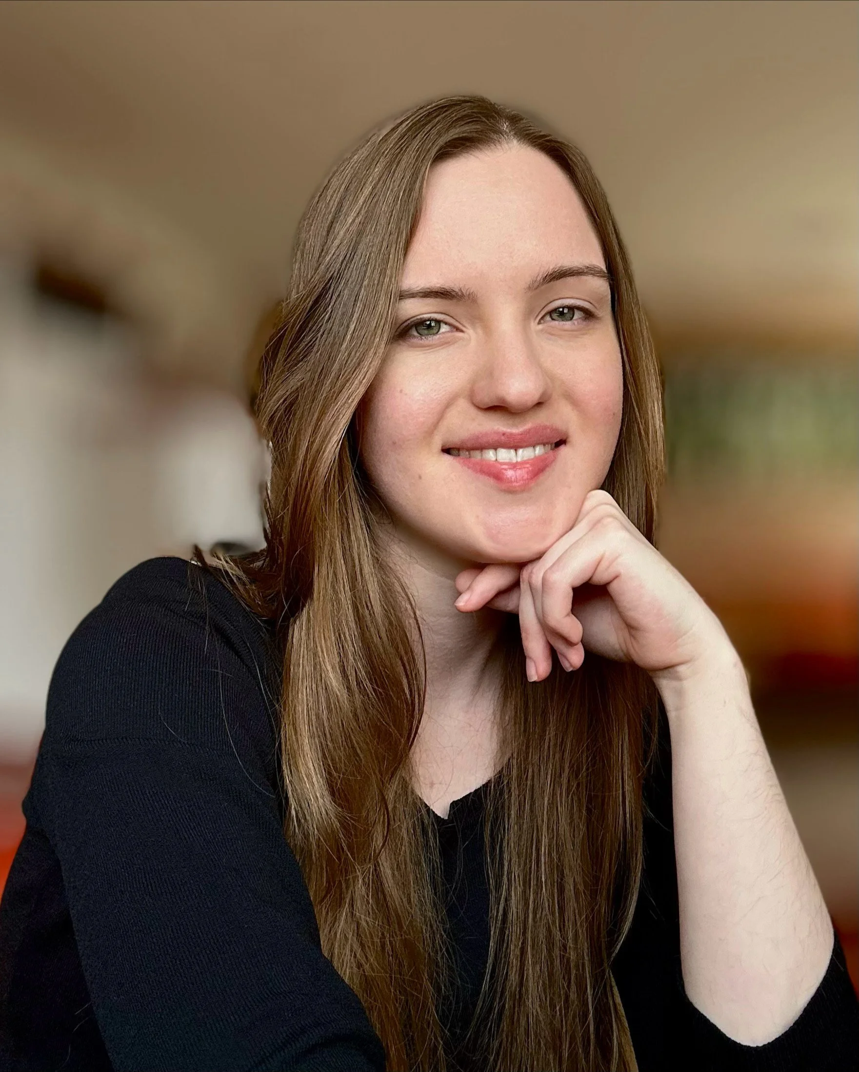 Portrait von Jasmin Rauchbart, Unterstützung für vielseitige UnternehmerInnen bei der Entwicklung von Geschäftsmodellen