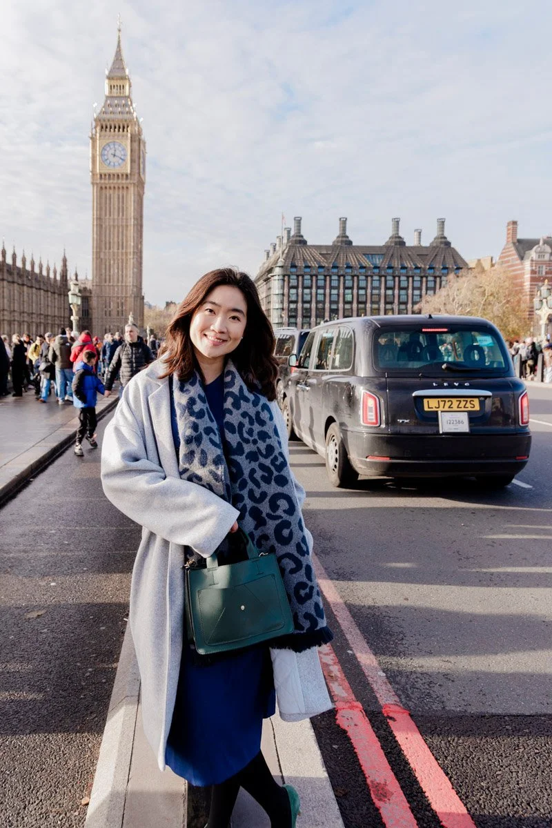A London Photoshoot in Westminster with beautiful Winter Light For Catelyn
