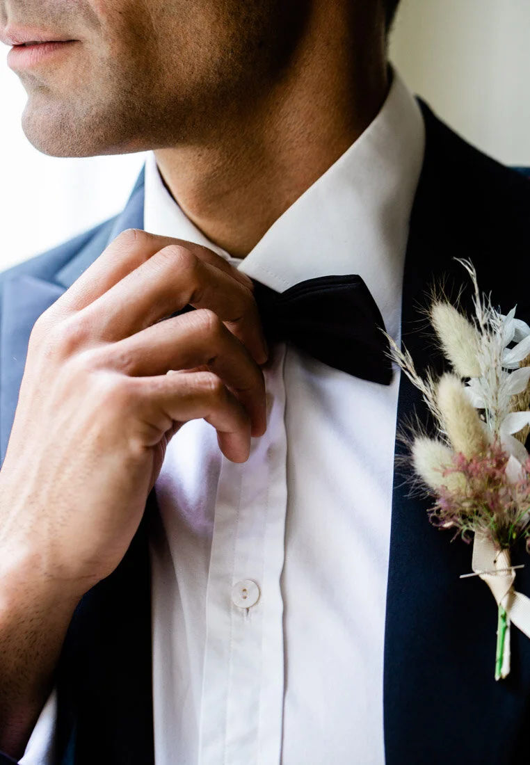 groom photoshoot