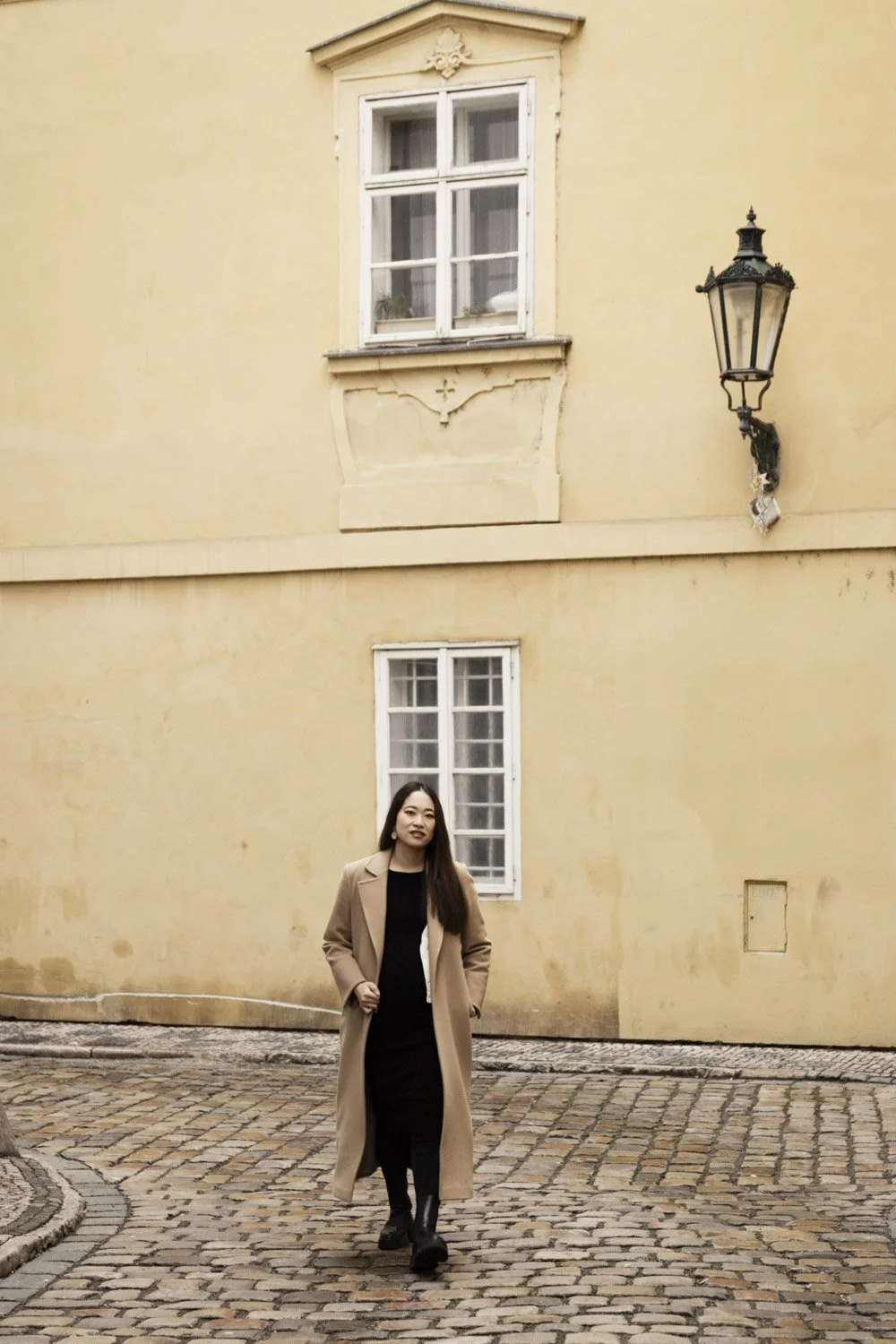 Prague pregnancy photographer