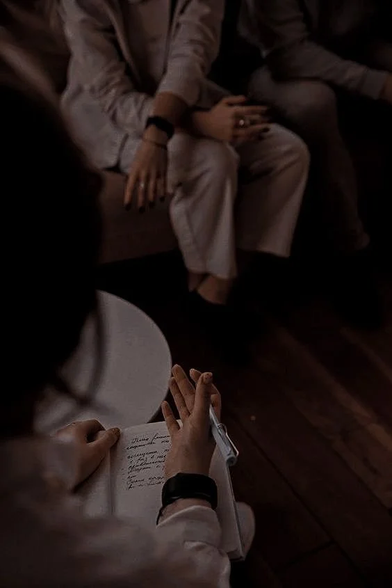 What Therapy Feels Like: A Guide for First-Time Clients in Ontario