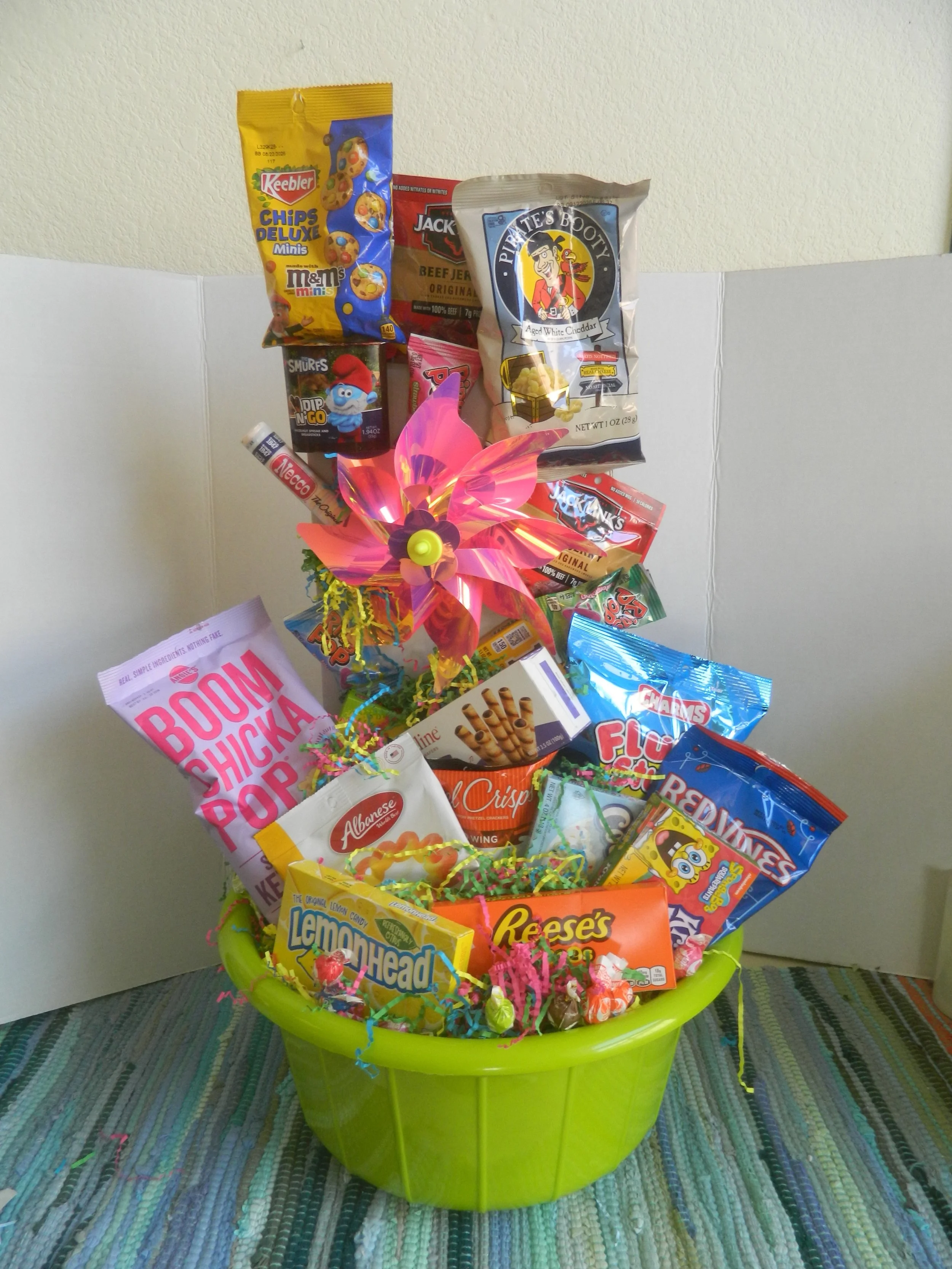 Deluxe Summer Treats Basket