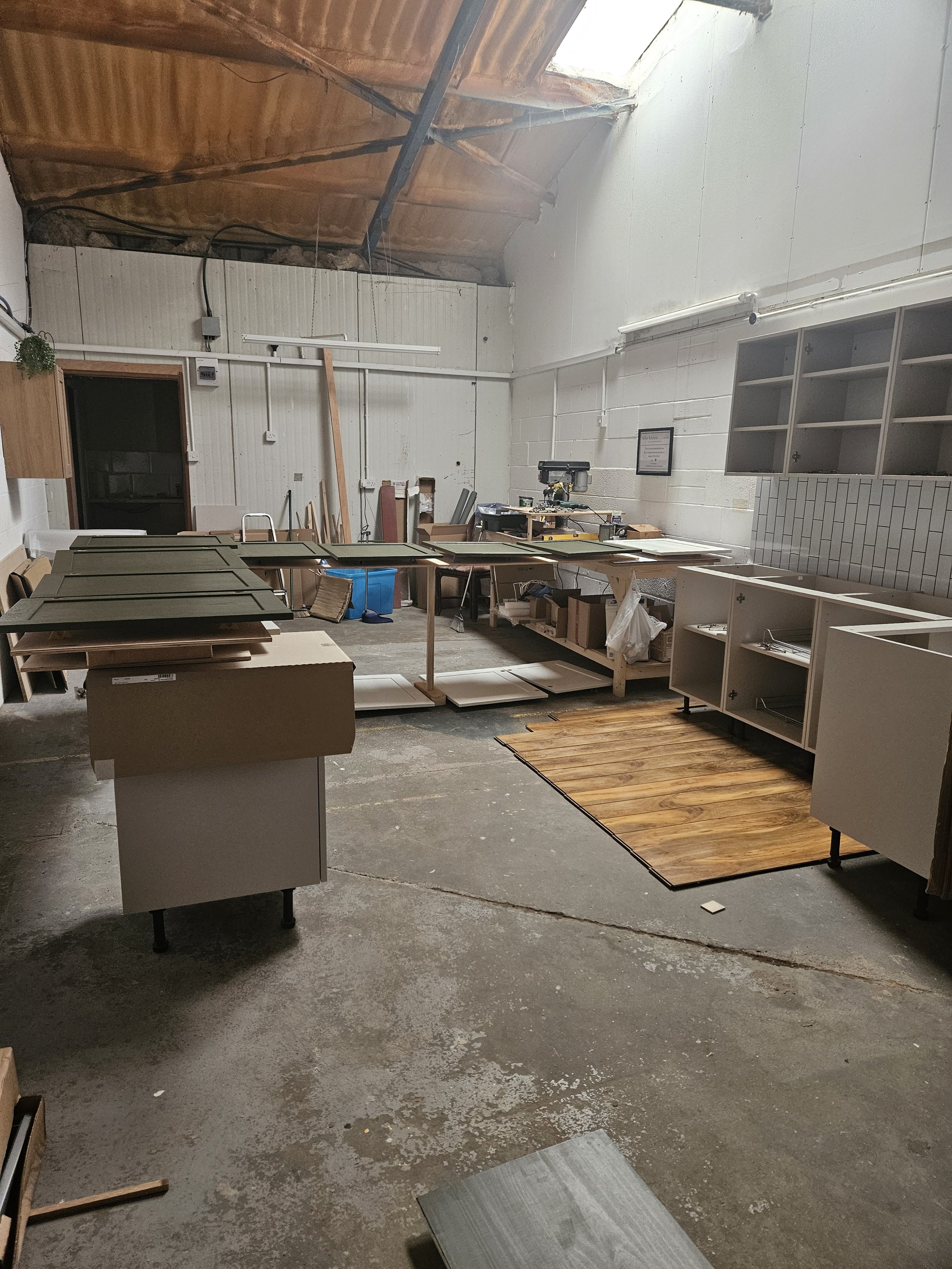 Vanguard Shaker Kitchen (example layout for illustration)