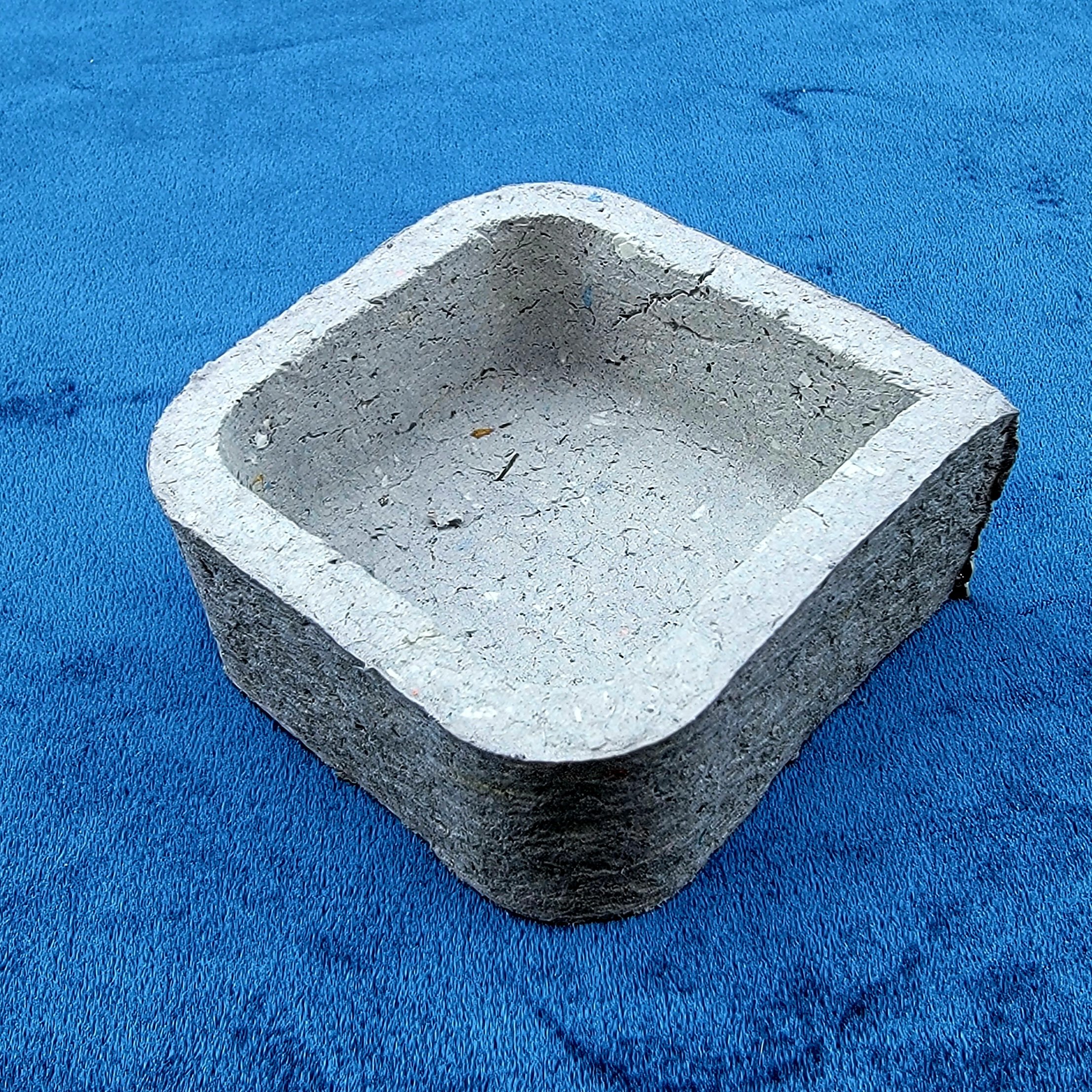 recycledpencilcupsmallgray.jpg