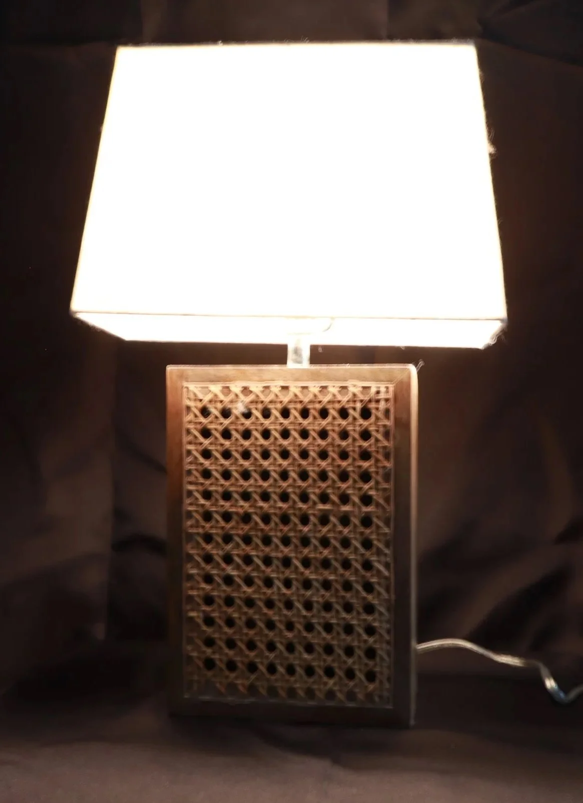 Rectangular wood and cane table lamp