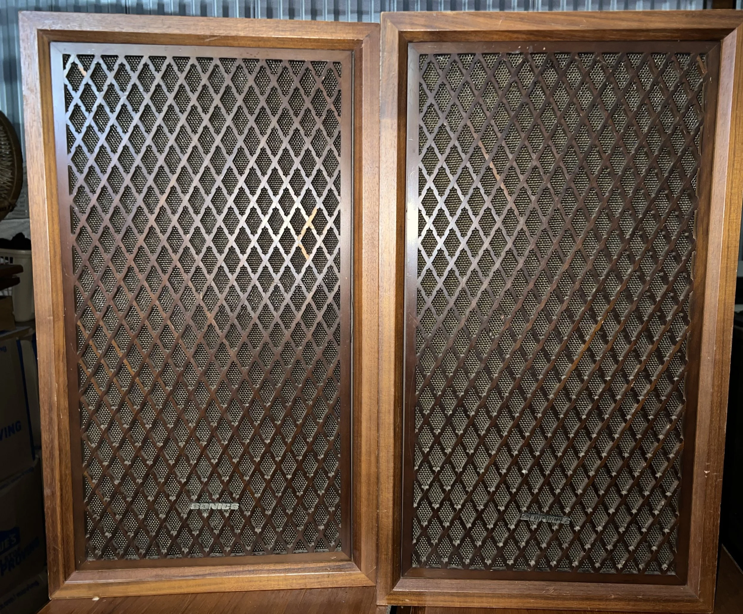 Pair of Sonic Speakers Model AS-304A