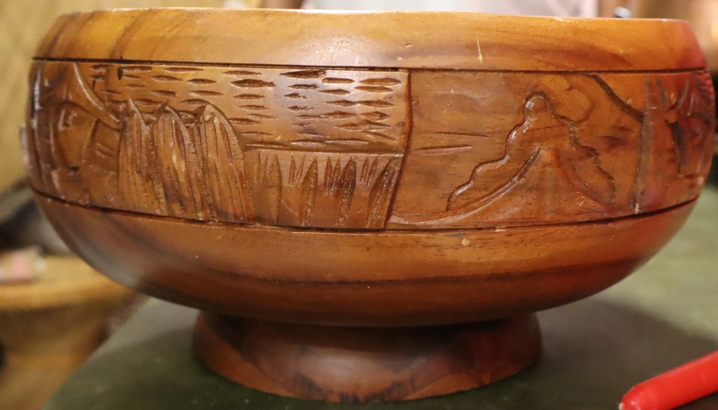 Tiki Themed Hand Carved Pedestal Serving Bowl and Cup Set