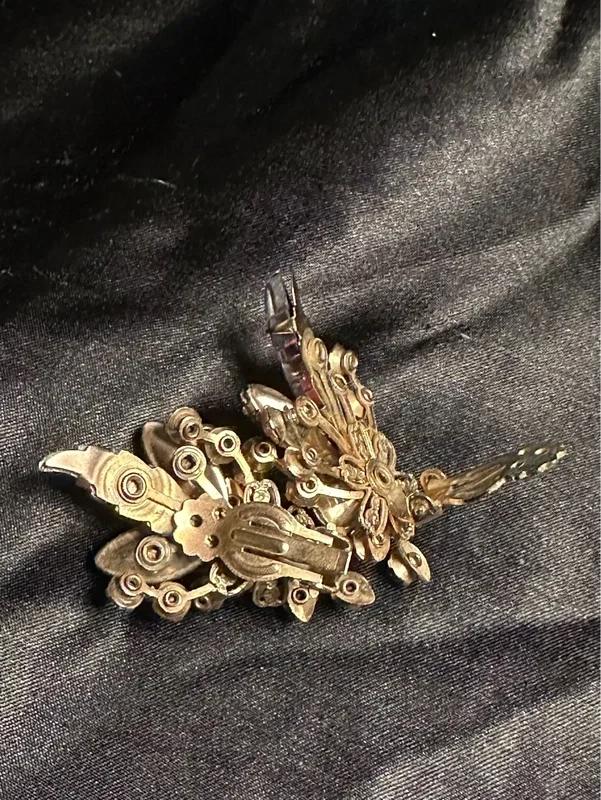 j009-4.webp