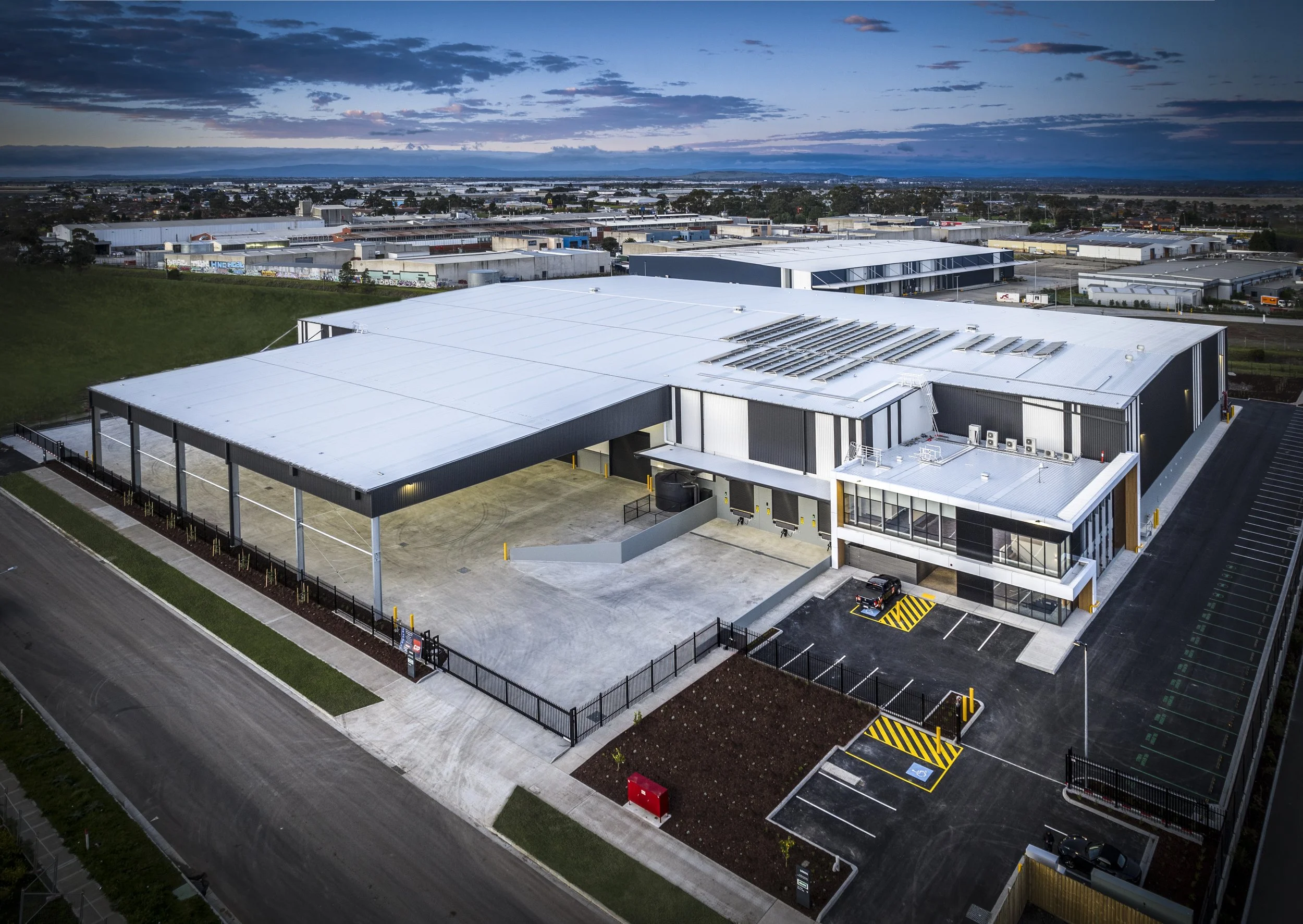 Sustainable warehouse commercial distribution centre