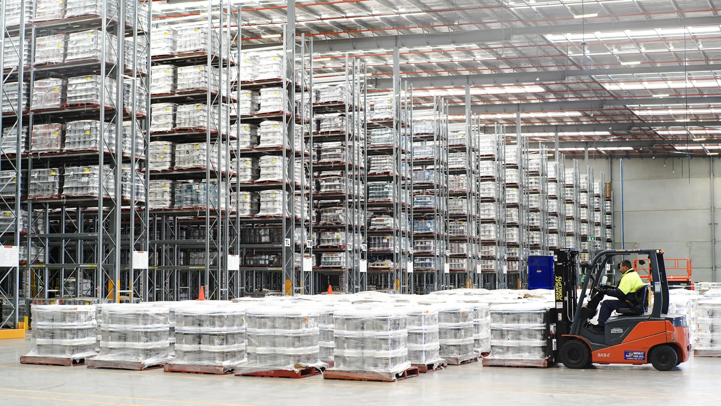 Forklist warehouse operations, distribution centre