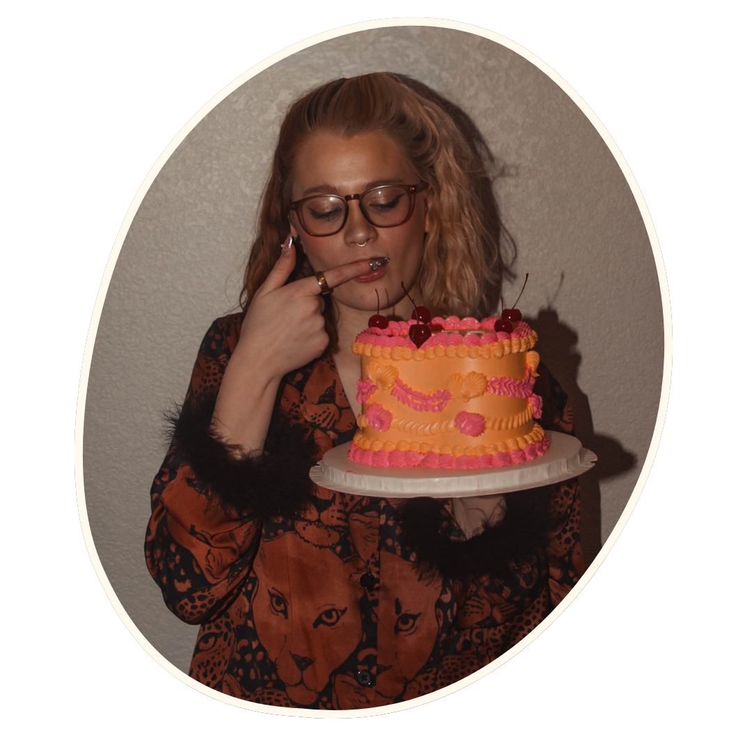 about lillian henke, owner and founder of star systems co virtual assistant, virtual assistance for small businesses, seo expert, social media marketing, blogging, email marketing, pinterest management