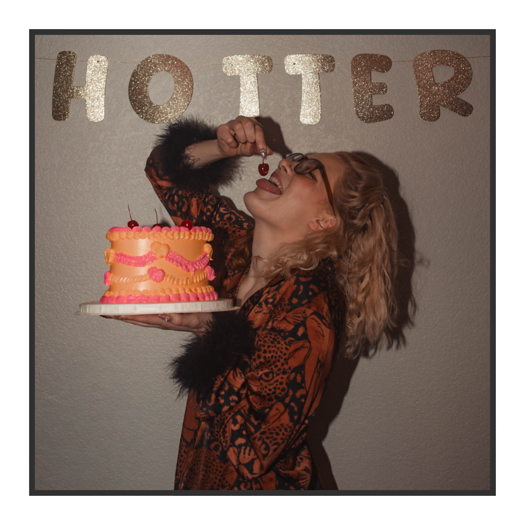 about lillian henke, owner and founder of star systems co virtual assistant, virtual assistance for small businesses, seo expert, social media marketing, blogging, email marketing, pinterest management