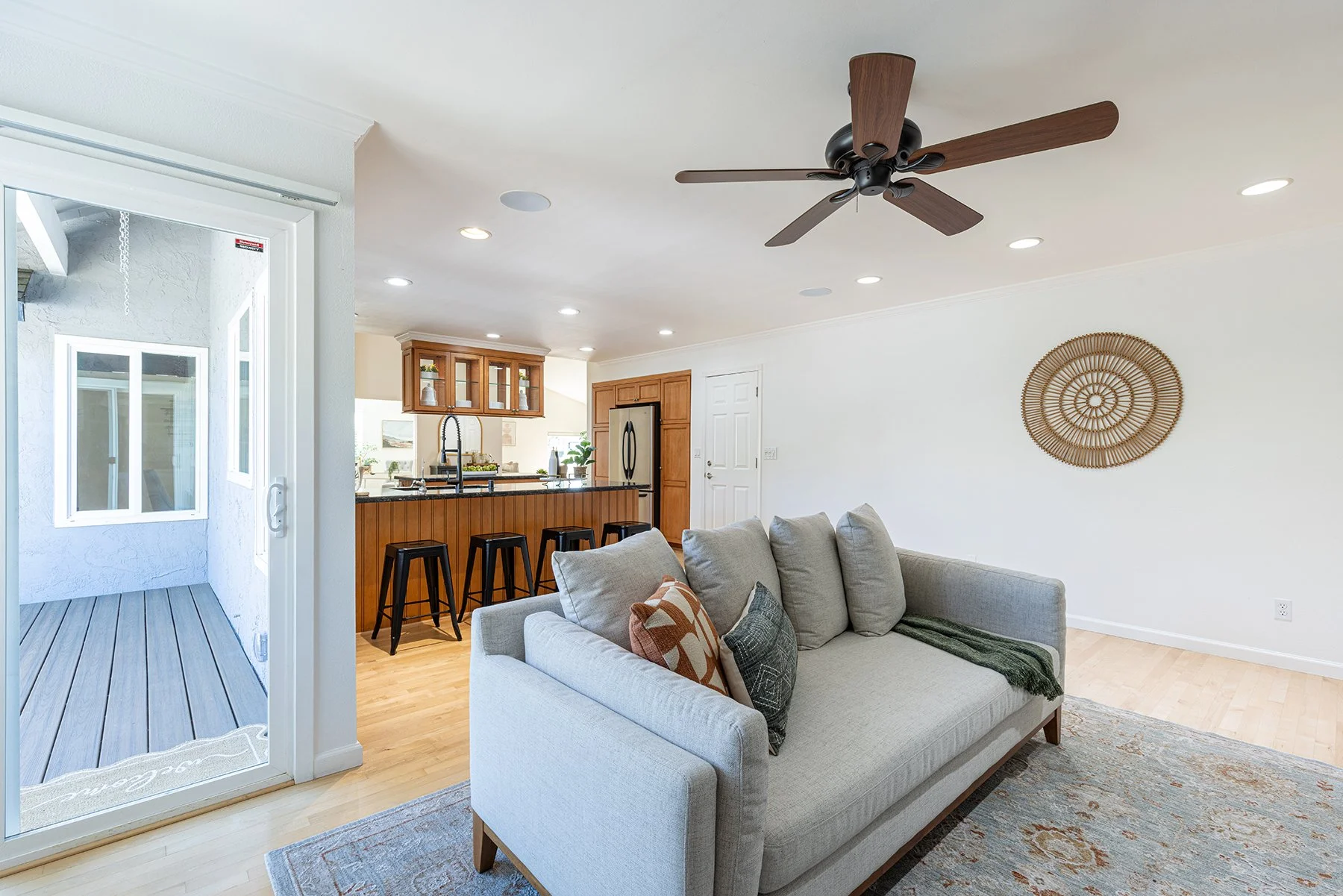 0520 Family Room-003.jpg