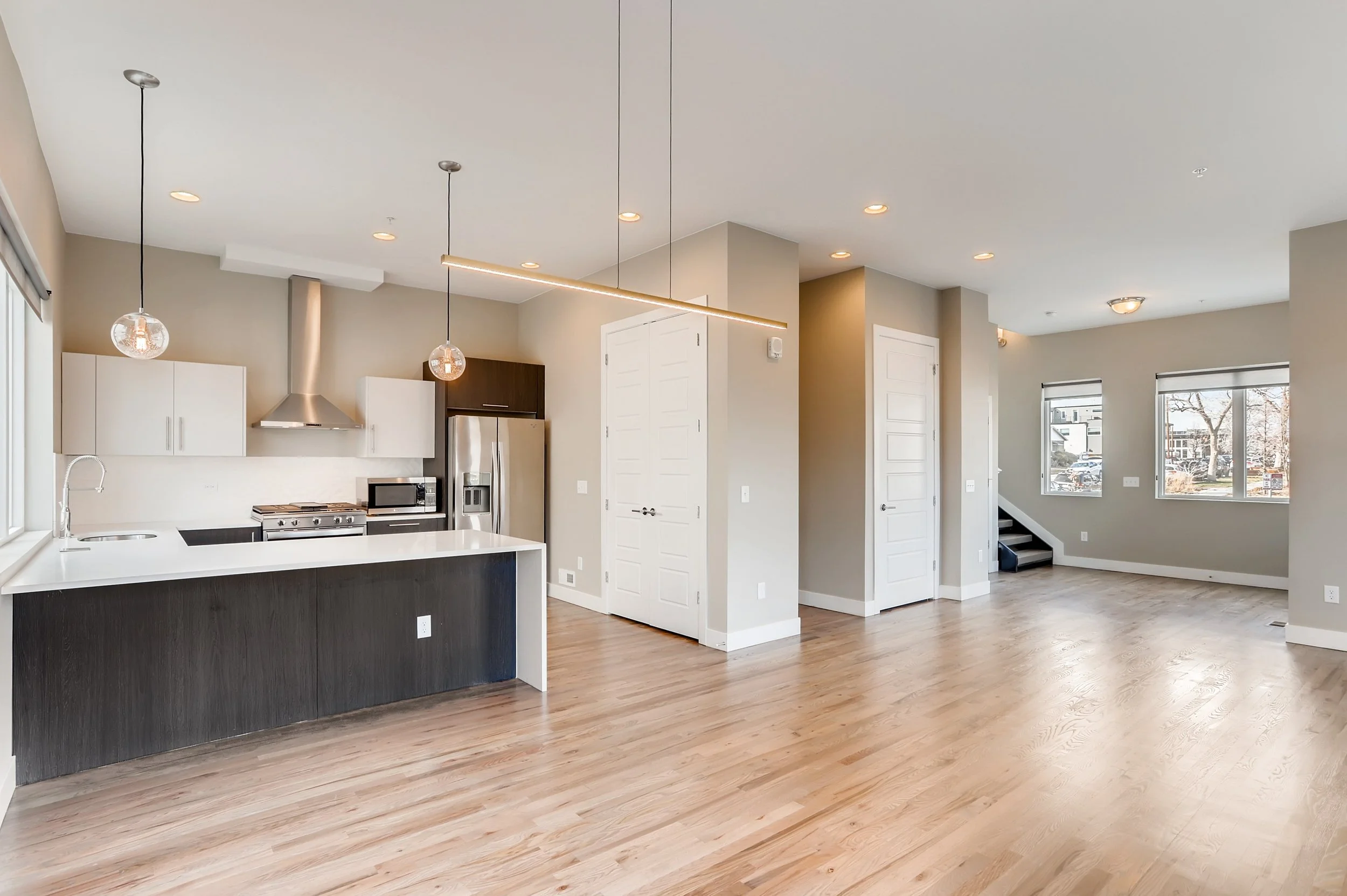 11 Dining Room 1583864360336.jpg