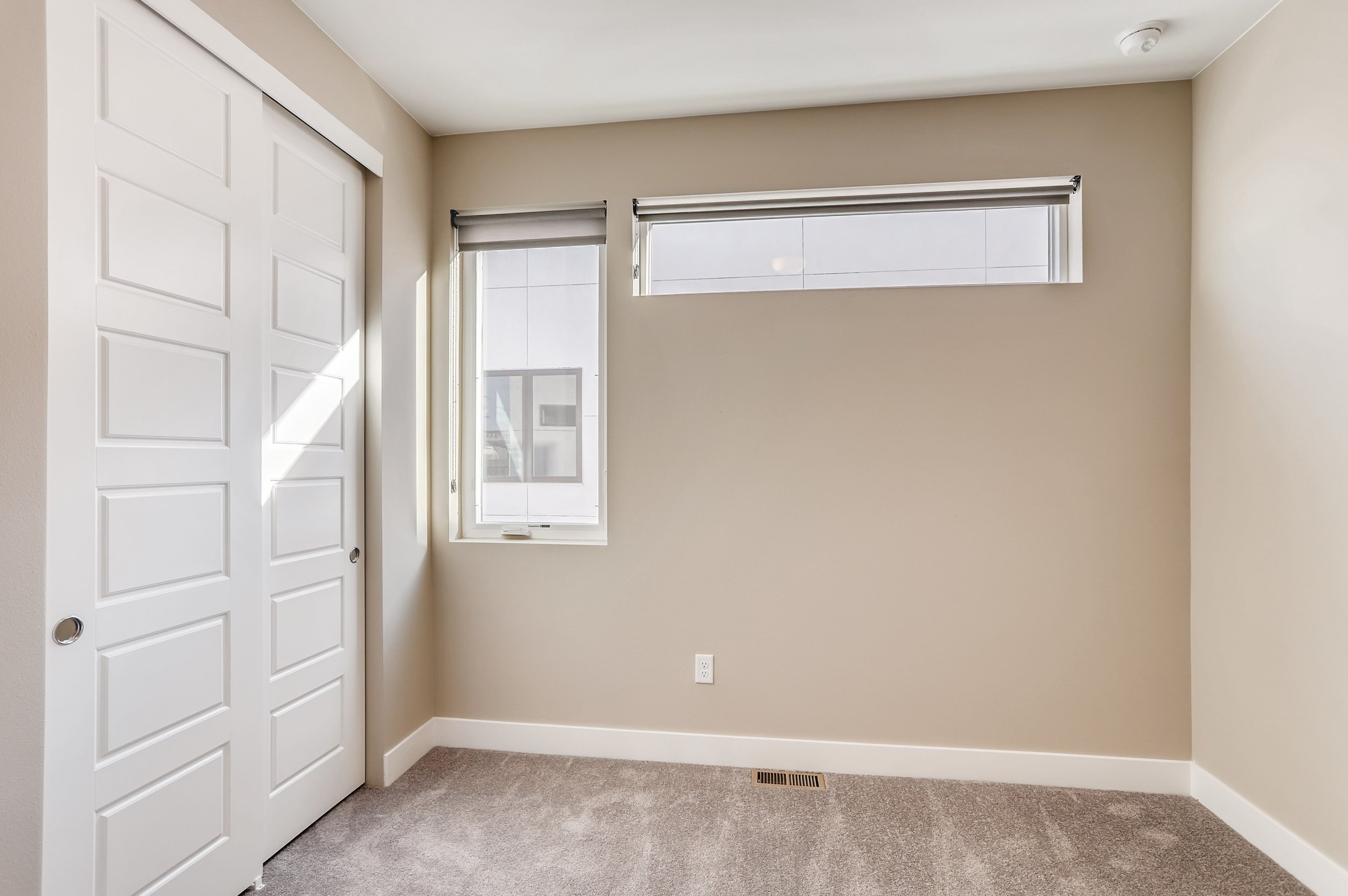 20 2nd Floor Bedroom 1583864365537.jpg