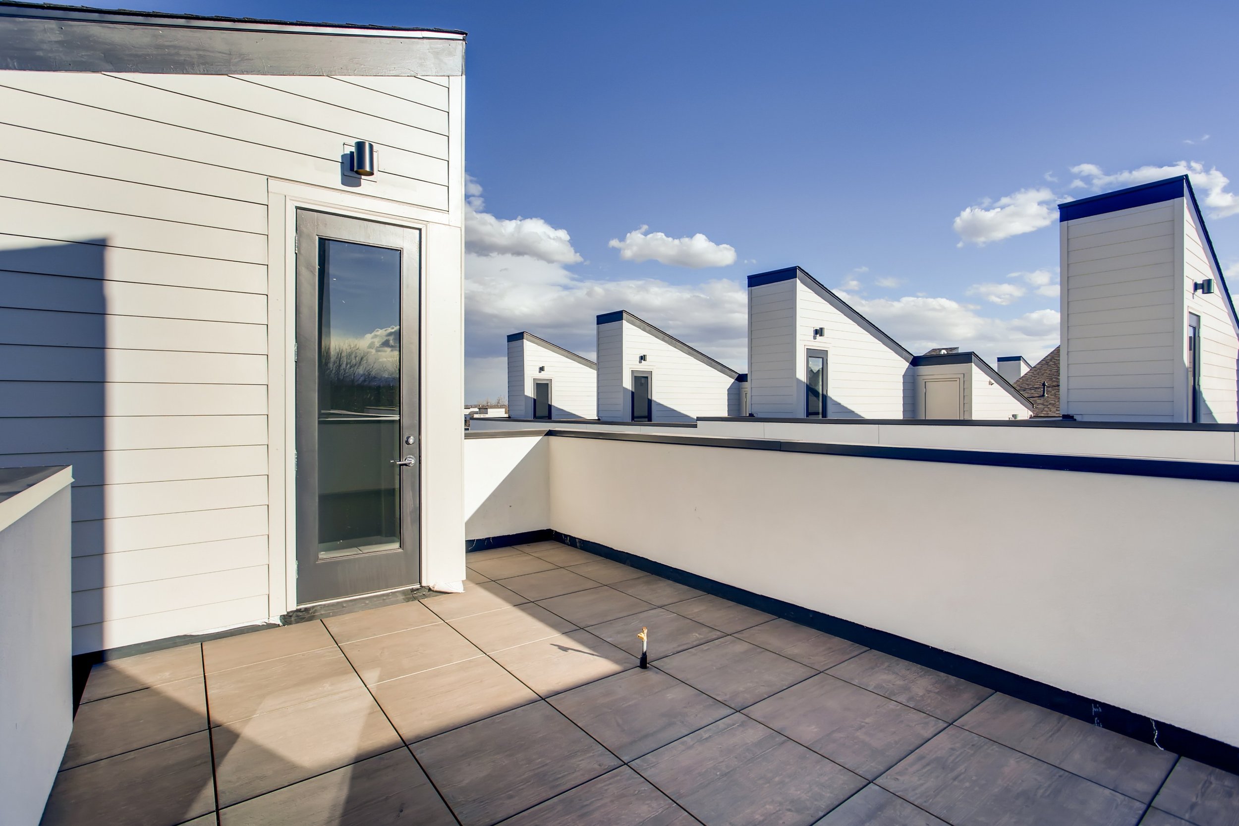 41 Patio 1583950097301.jpg