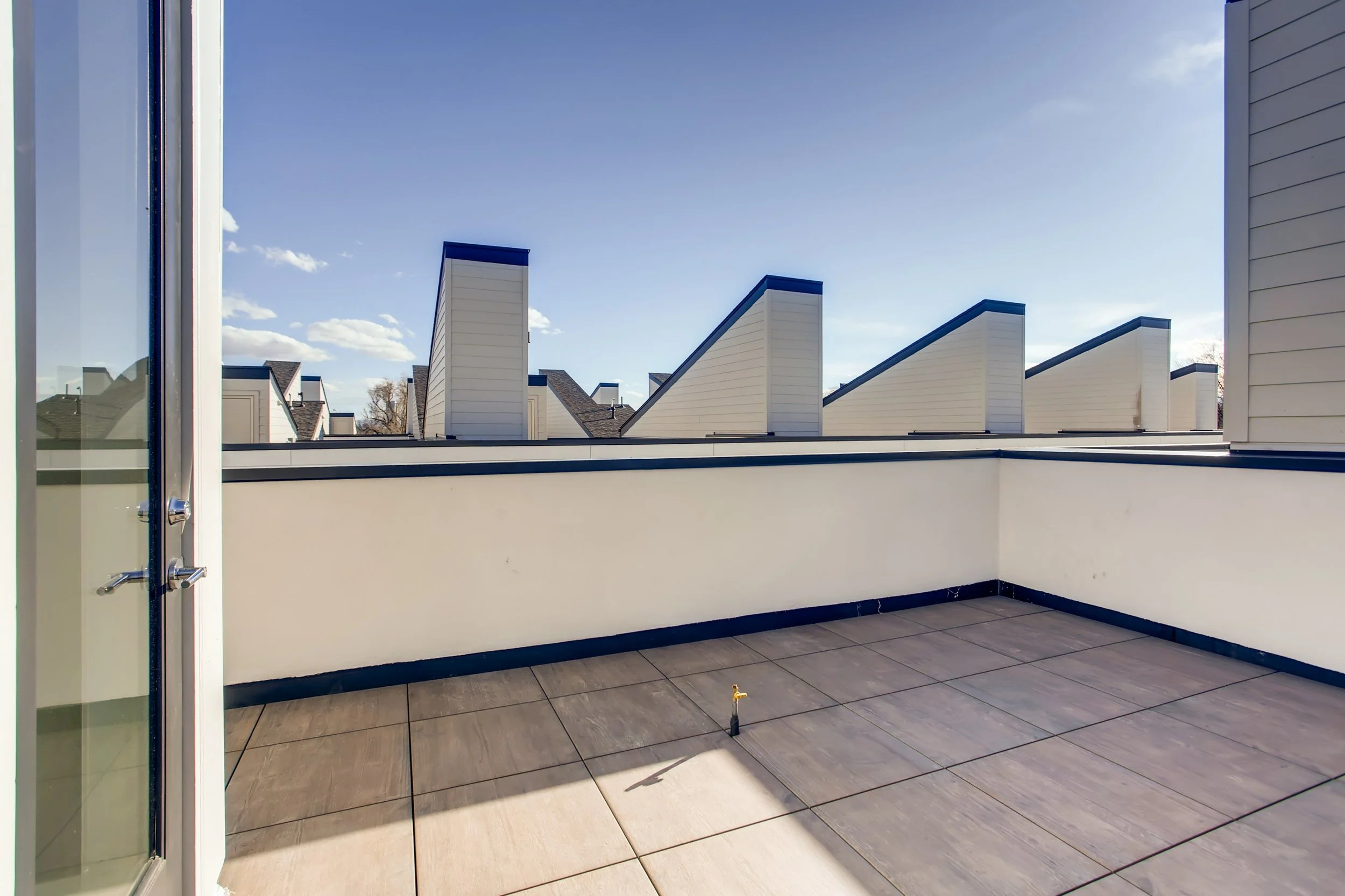 43 Patio 1583950099487.jpg