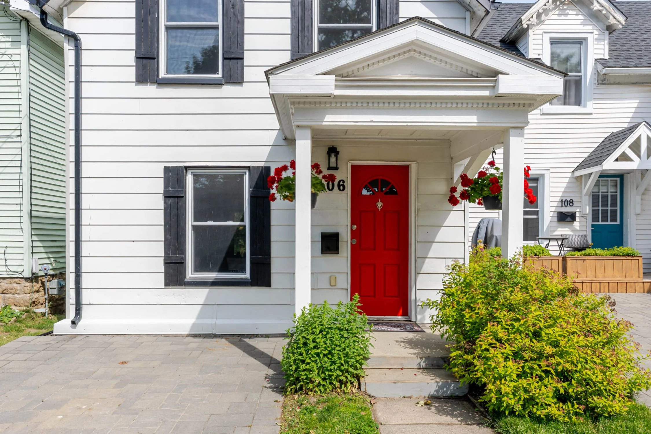 106 James Street East, Brockville