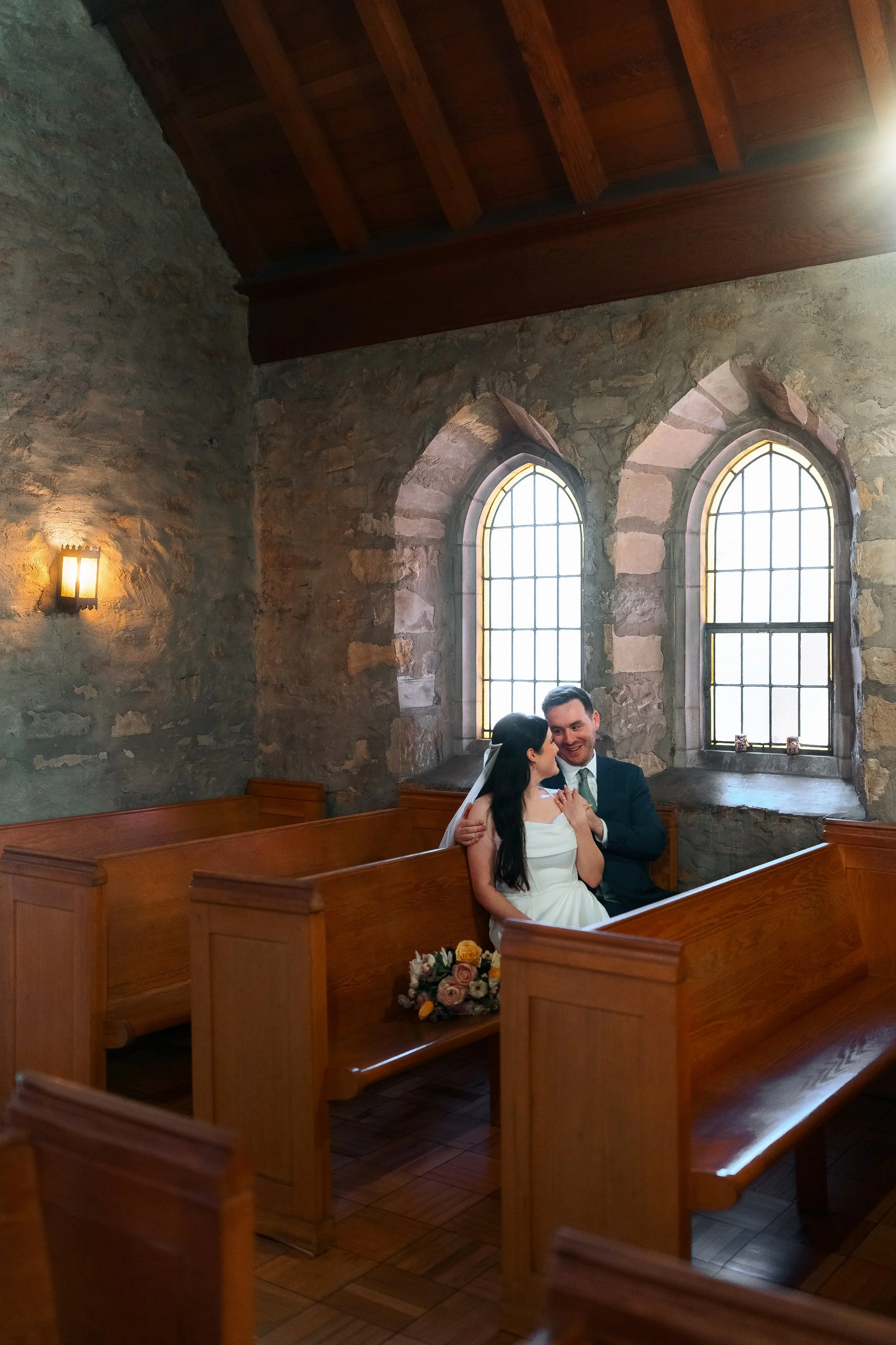 savanah-tyler-pilgrim-chapel-kcmo-13.jpg