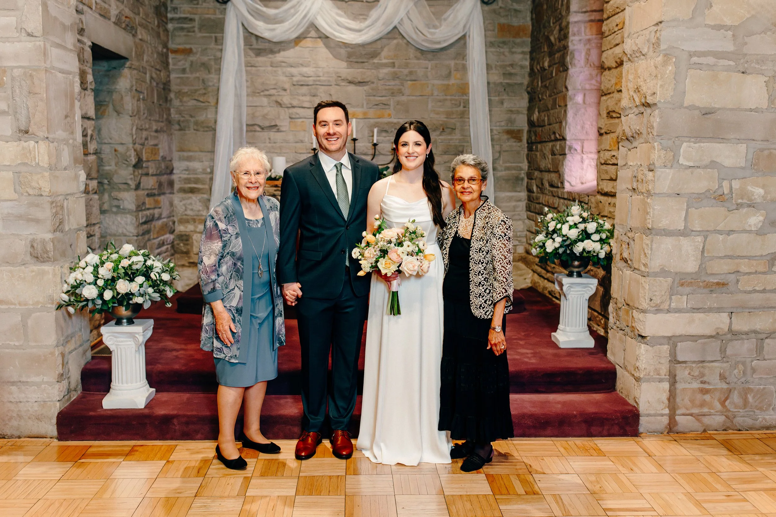 Pilgrim Chapel Midtown KCMO Wedding Hyde Park-3098.jpg