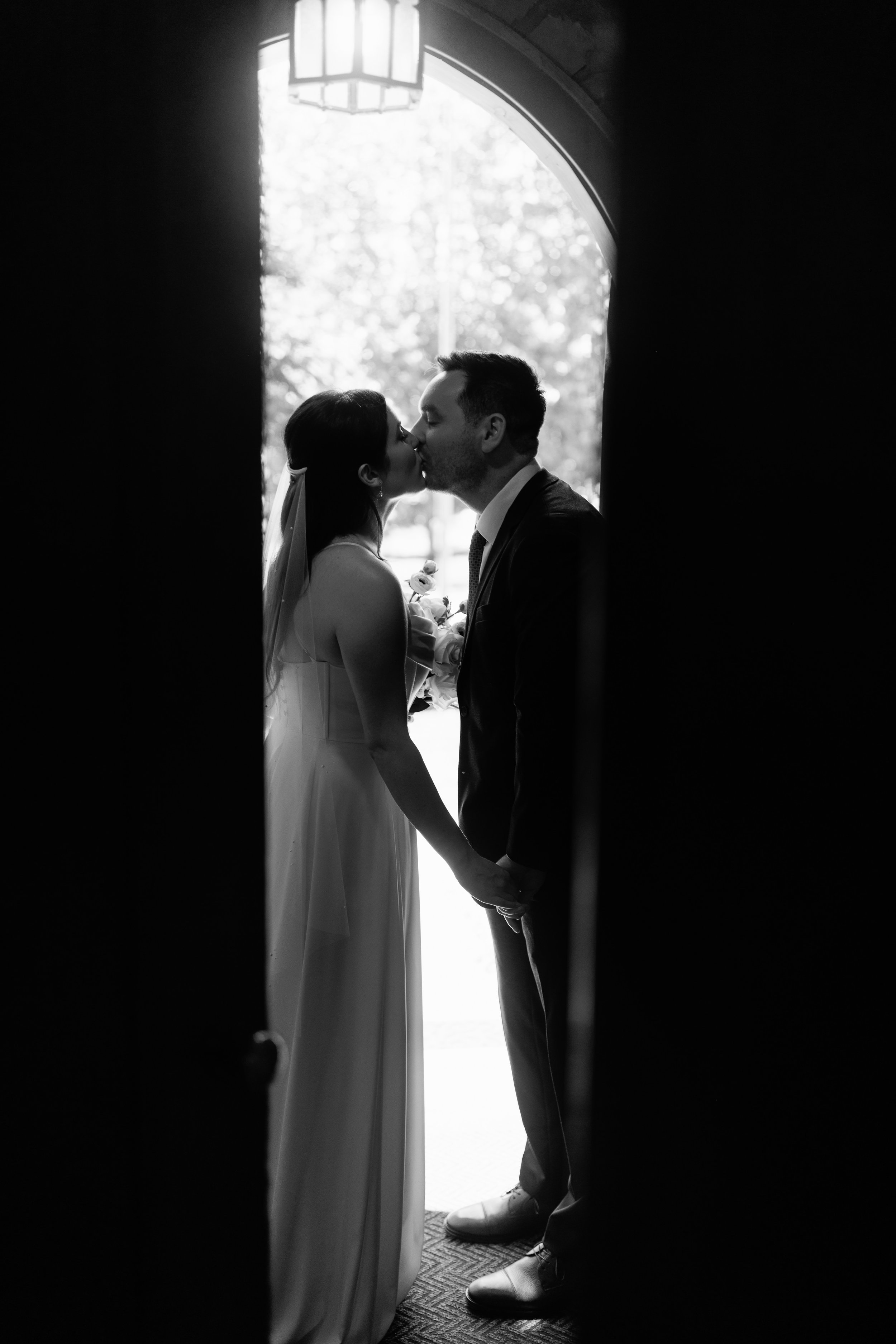 savannah-tyler-pilgrim-chapel-kcmo-12.jpg