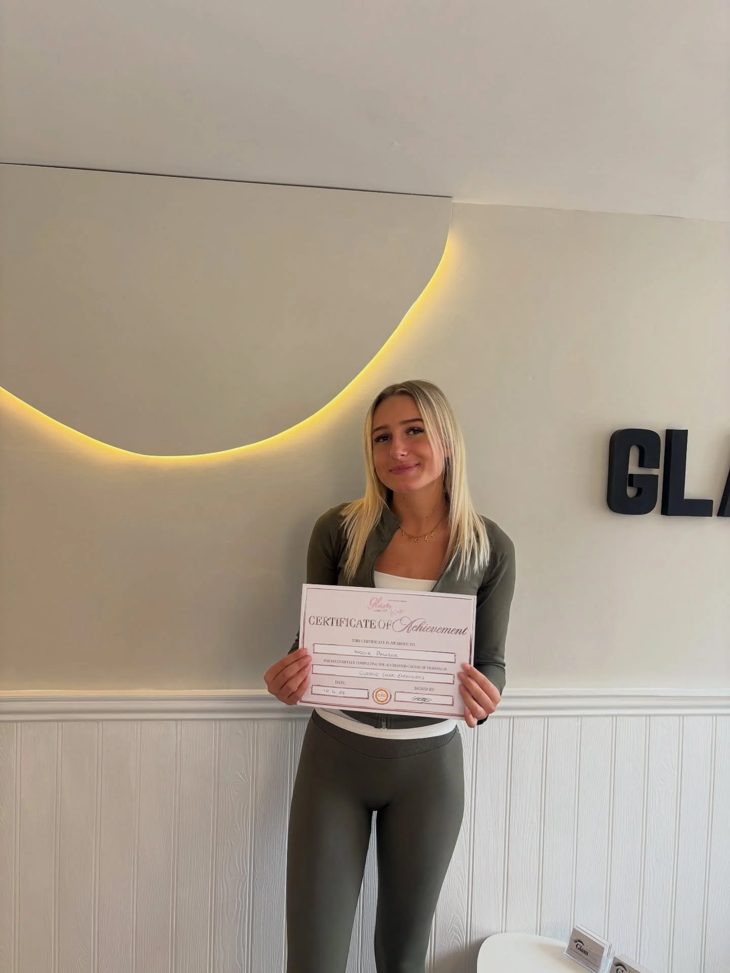 Well done to Nicole who completed her Classic lash course. She picked it up so quickly and her work is amazing 😍

𝐖𝐚𝐧𝐭 𝐭𝐨 𝐞𝐱𝐩𝐚𝐧𝐝 𝐲𝐨𝐮𝐫 𝐬𝐤𝐢𝐥𝐥𝐬 𝐢𝐧 𝐭𝐡𝐞 𝐥𝐚𝐬𝐡 𝐢𝐧𝐝𝐮𝐬𝐭𝐫𝐲?
Choose between our 𝒞𝓁𝒶𝓈𝓈𝒾𝒸, ℛ𝓊𝓈𝓈𝒾𝒶?