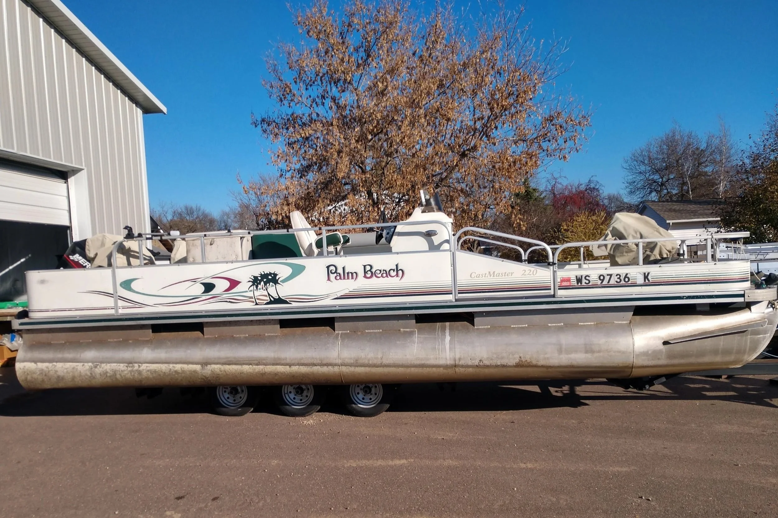 PALM BEACH CASTMASTER 220 PONTOON