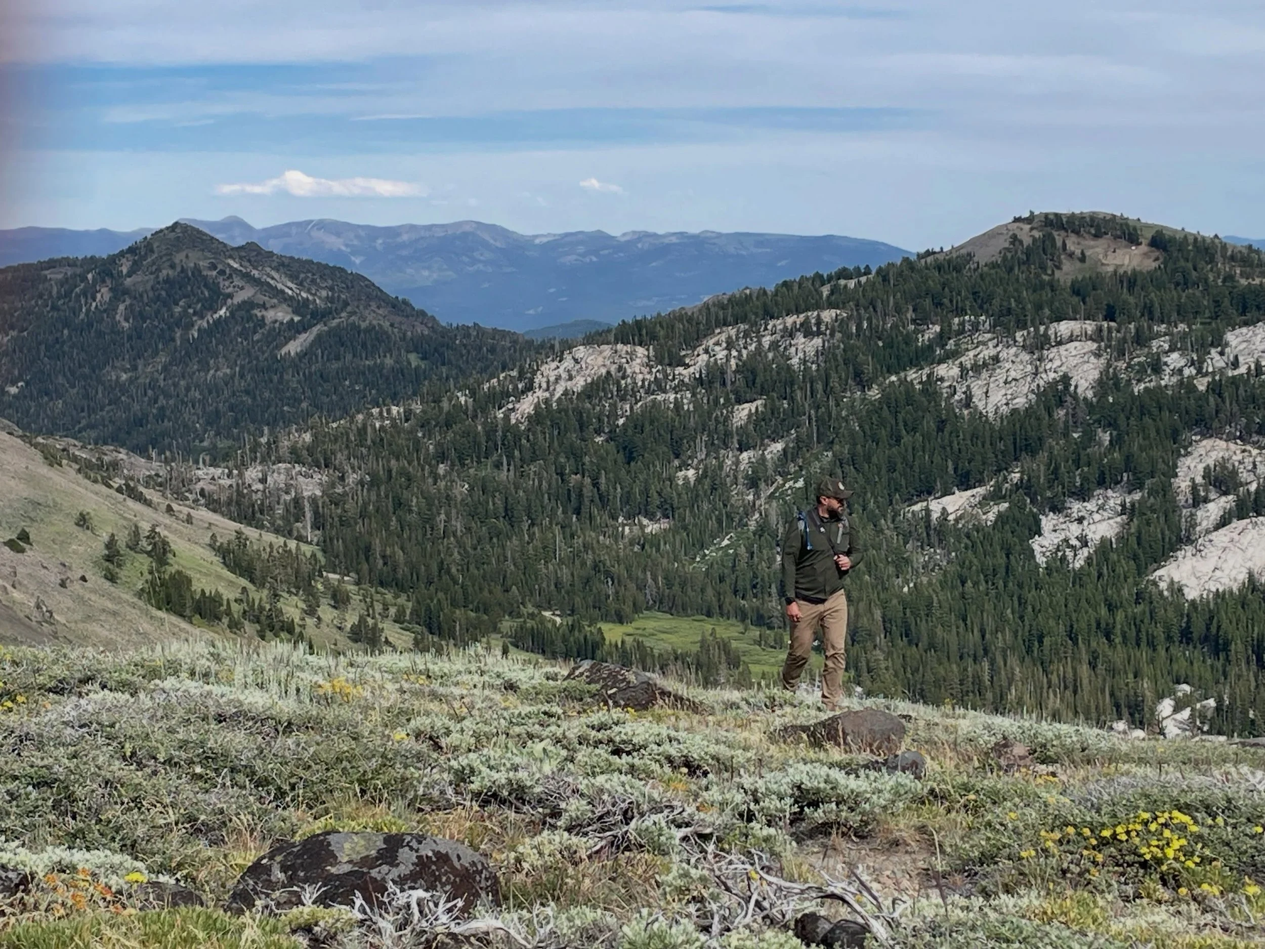 Was able to fit in an awesome trip up to Tahoe NF a couple weeks ago, and maaaannnn was it nice. Honestly a little shocked at how many nice campgrounds are back in there. Highlights of the trip had to be Faucherie Lake, but there were a ton of great 