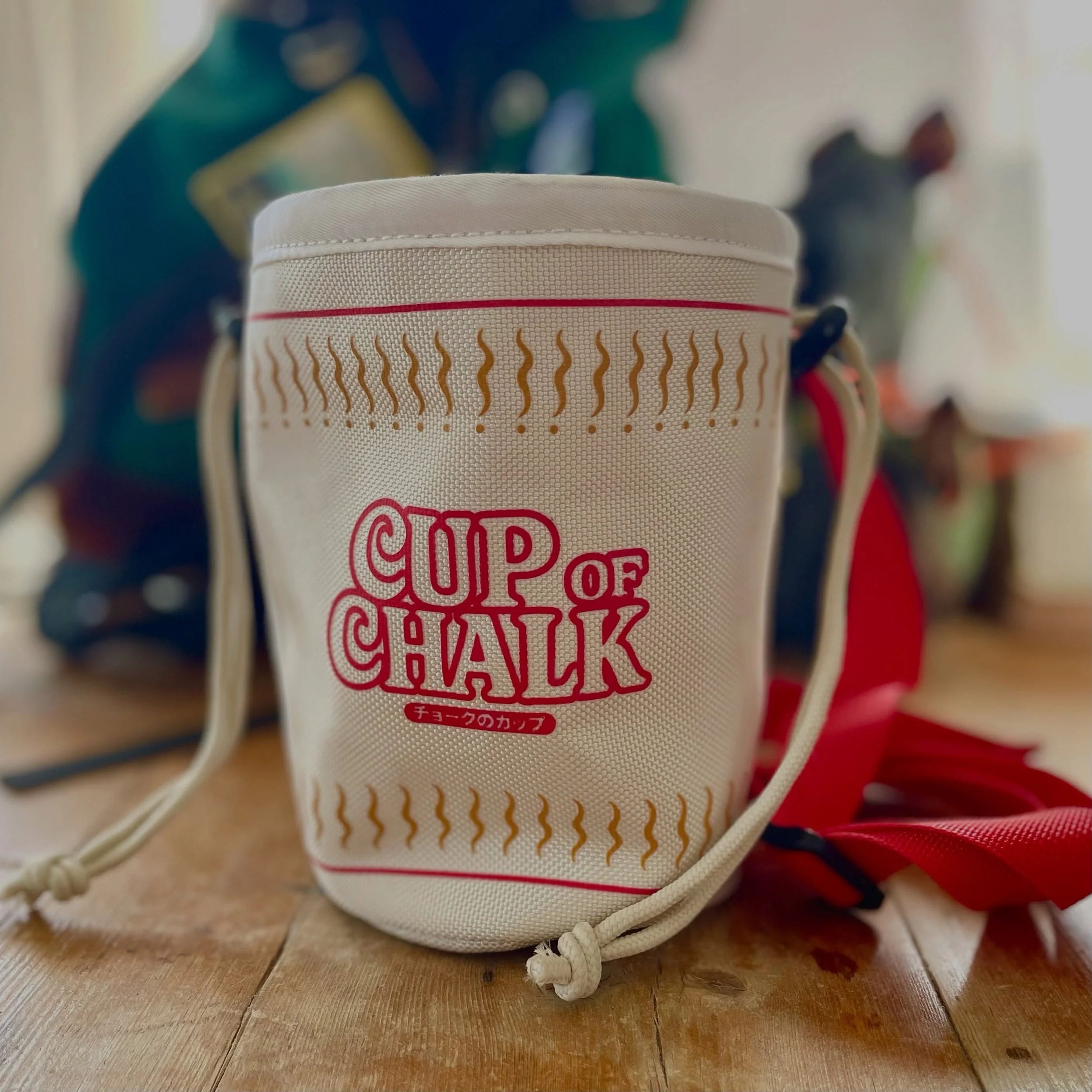 Just wanted to shout out @mefu_chalk because I love this chalk bag. I won&rsquo;t pretend I&rsquo;m some pro climber here. In fact I&rsquo;m pretty much a novice. And this isn&rsquo;t a gear review. But it&rsquo;s a fun design and the bag works and t