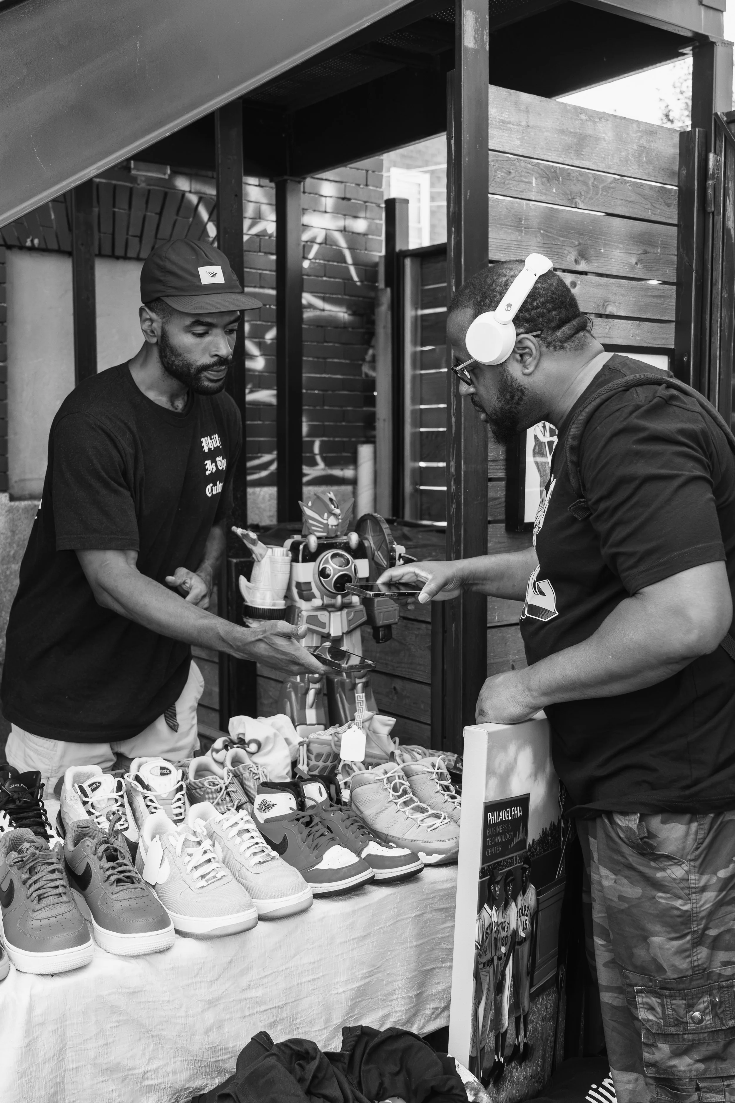 2026-08-15%20Thrift%20Pop-up%20w-%20Philly%20is%20the%20Culture-4651-32_VSCO.JPG