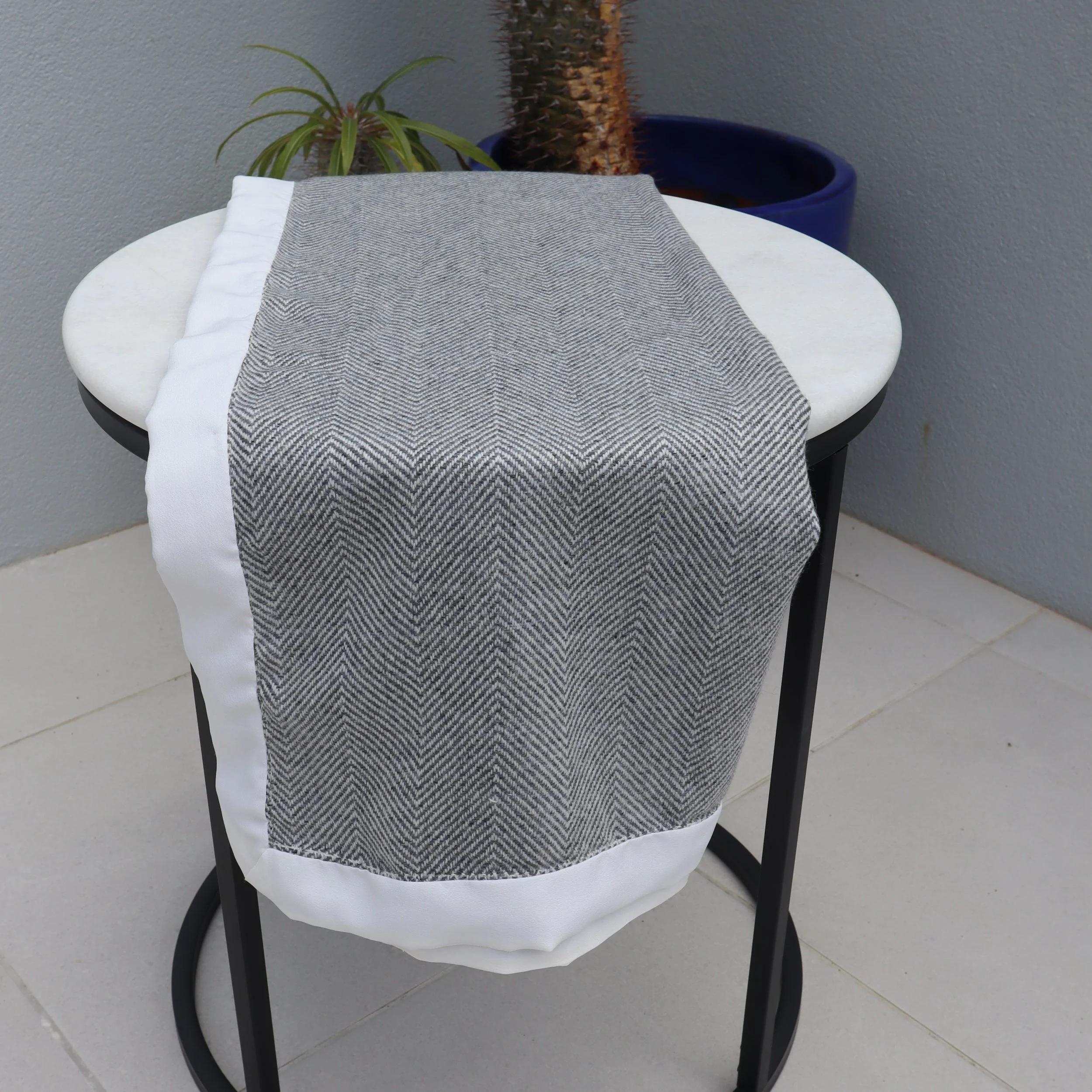 Stroller%2BBlanket%2Bgrey%2B%2526%2Bsilver%2Bwith%2Bcream%2Bhalved.png