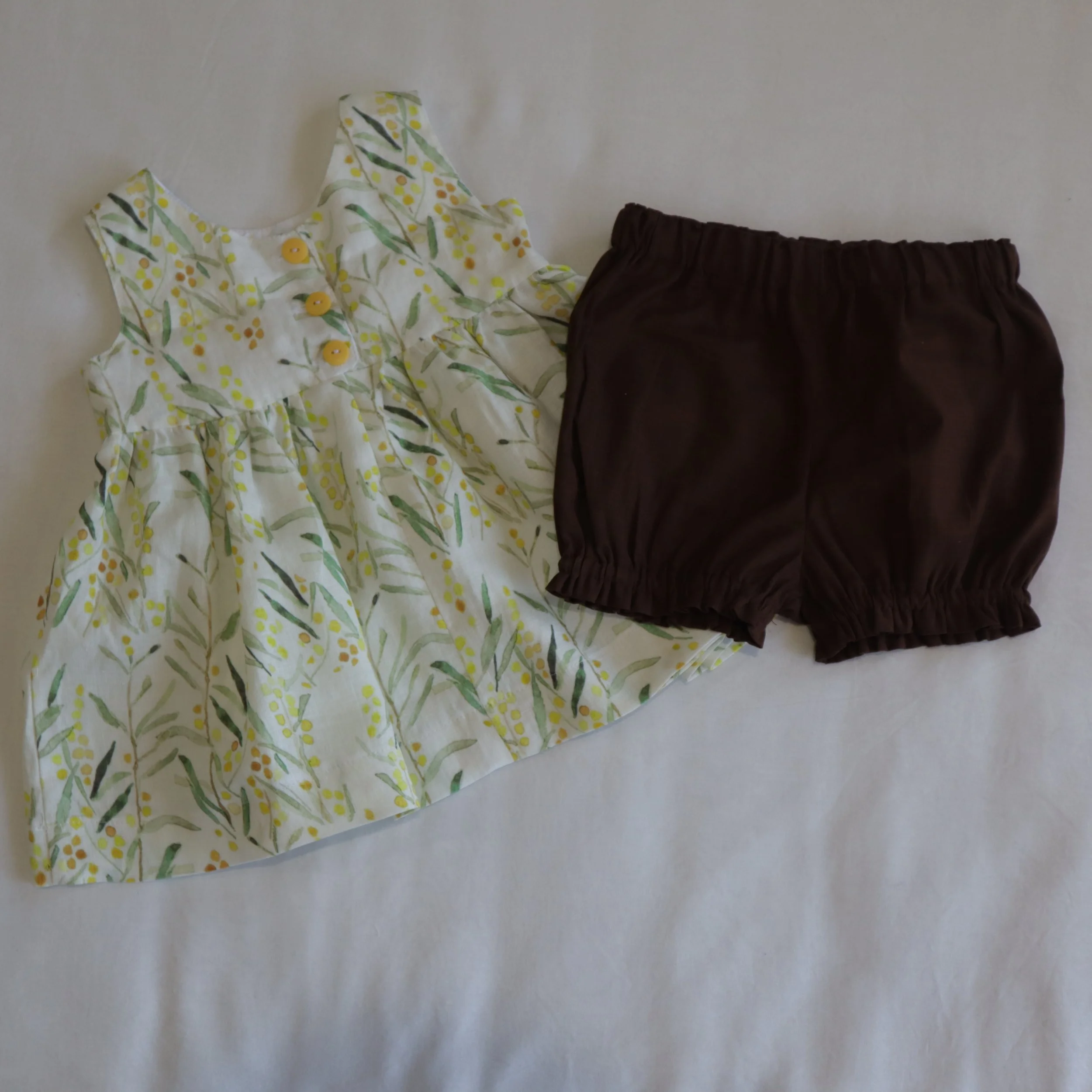 Linen top and bottom back.JPG