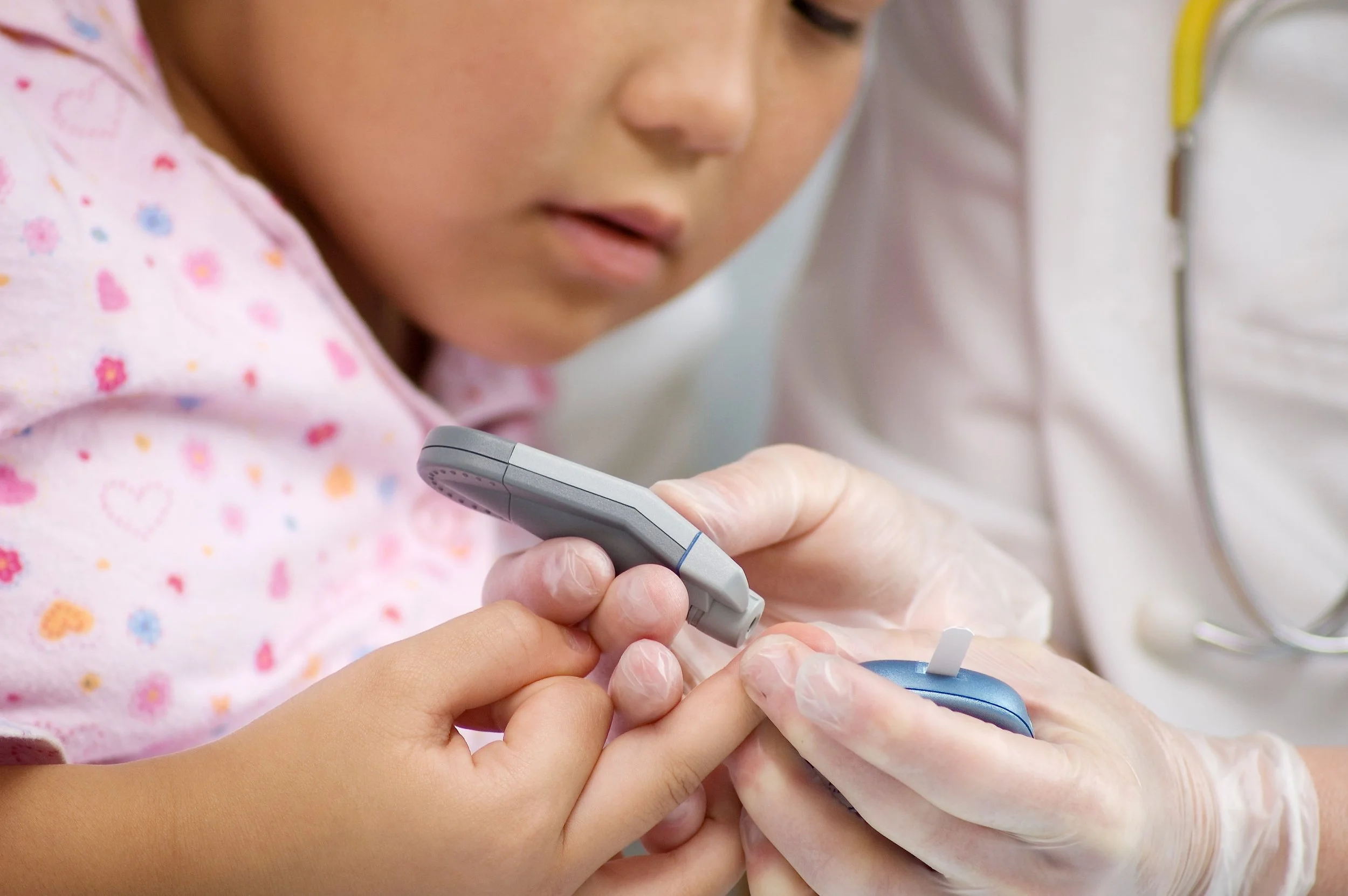 Diabetes online support for patients and families